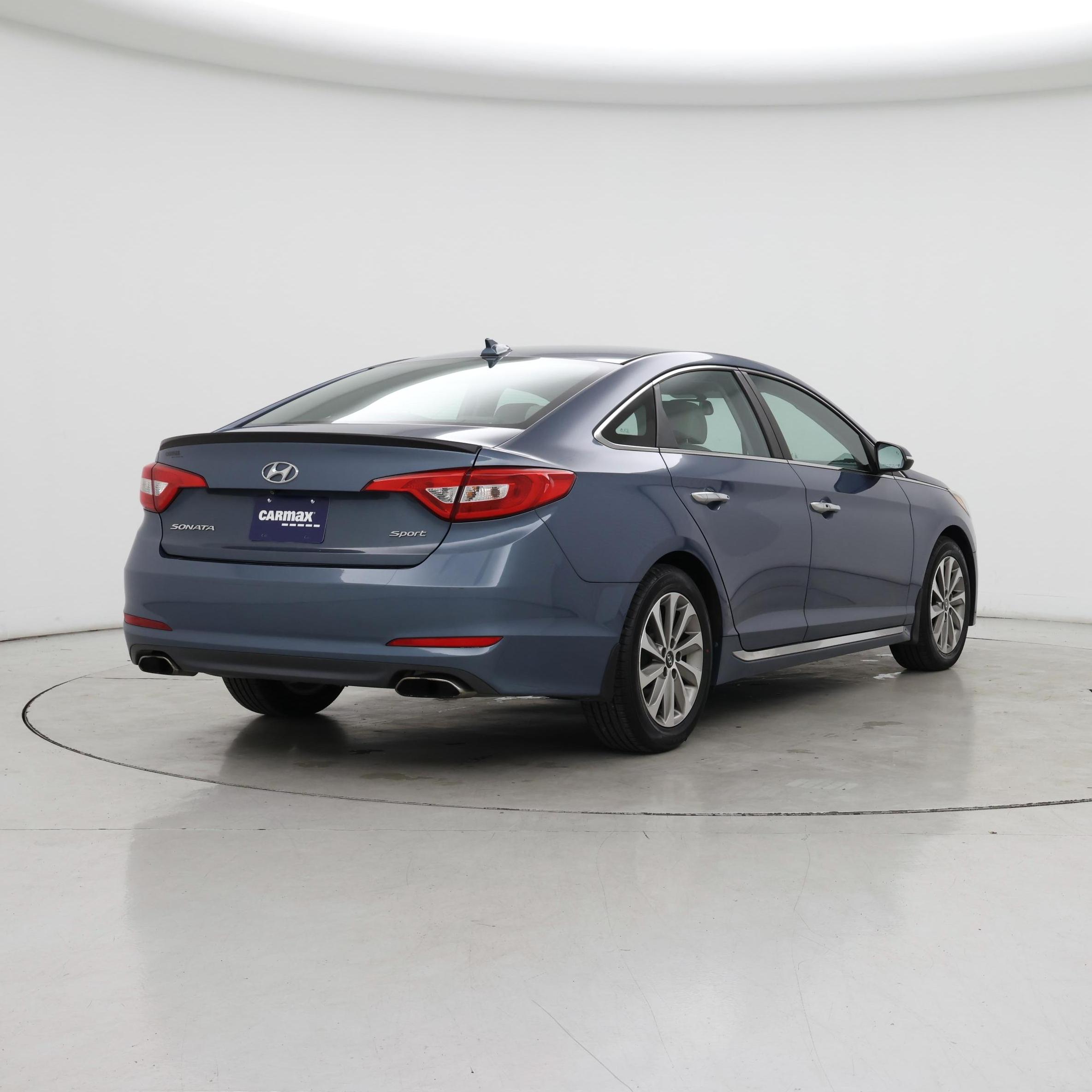 Thumbnail: 2015 Hyundai Sonata - 8