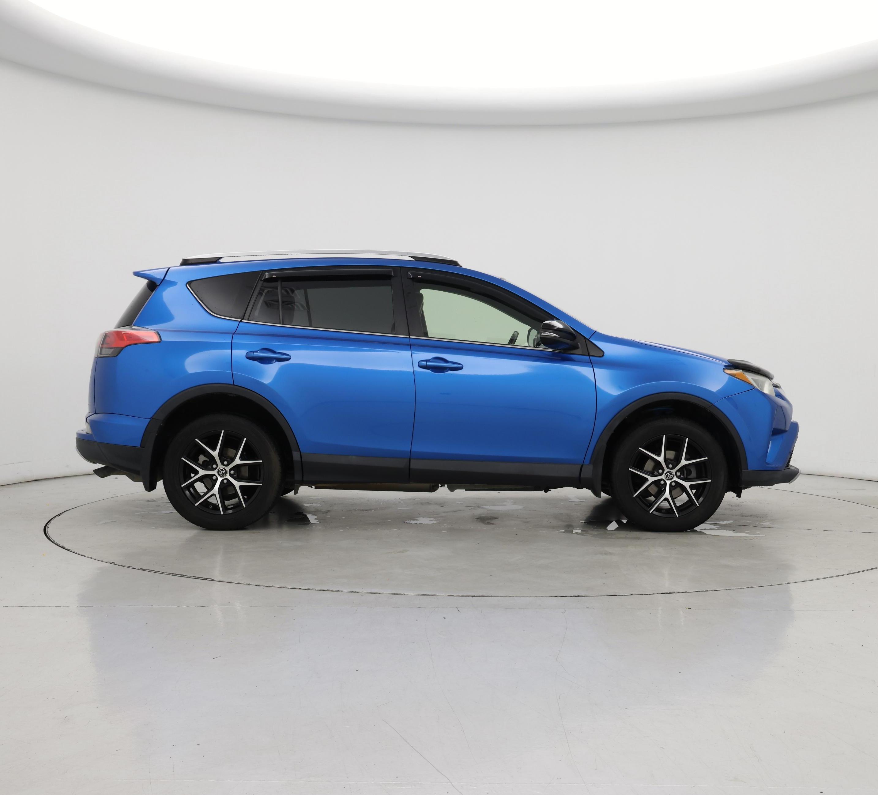 Thumbnail: 2016 Toyota RAV4 - 7