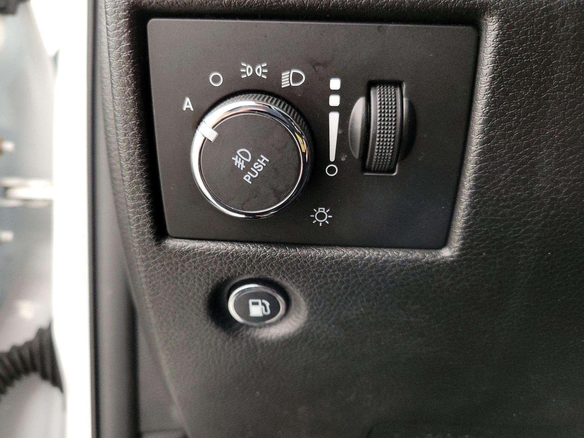 Thumbnail: 2021 Jeep Grand Cherokee - 13