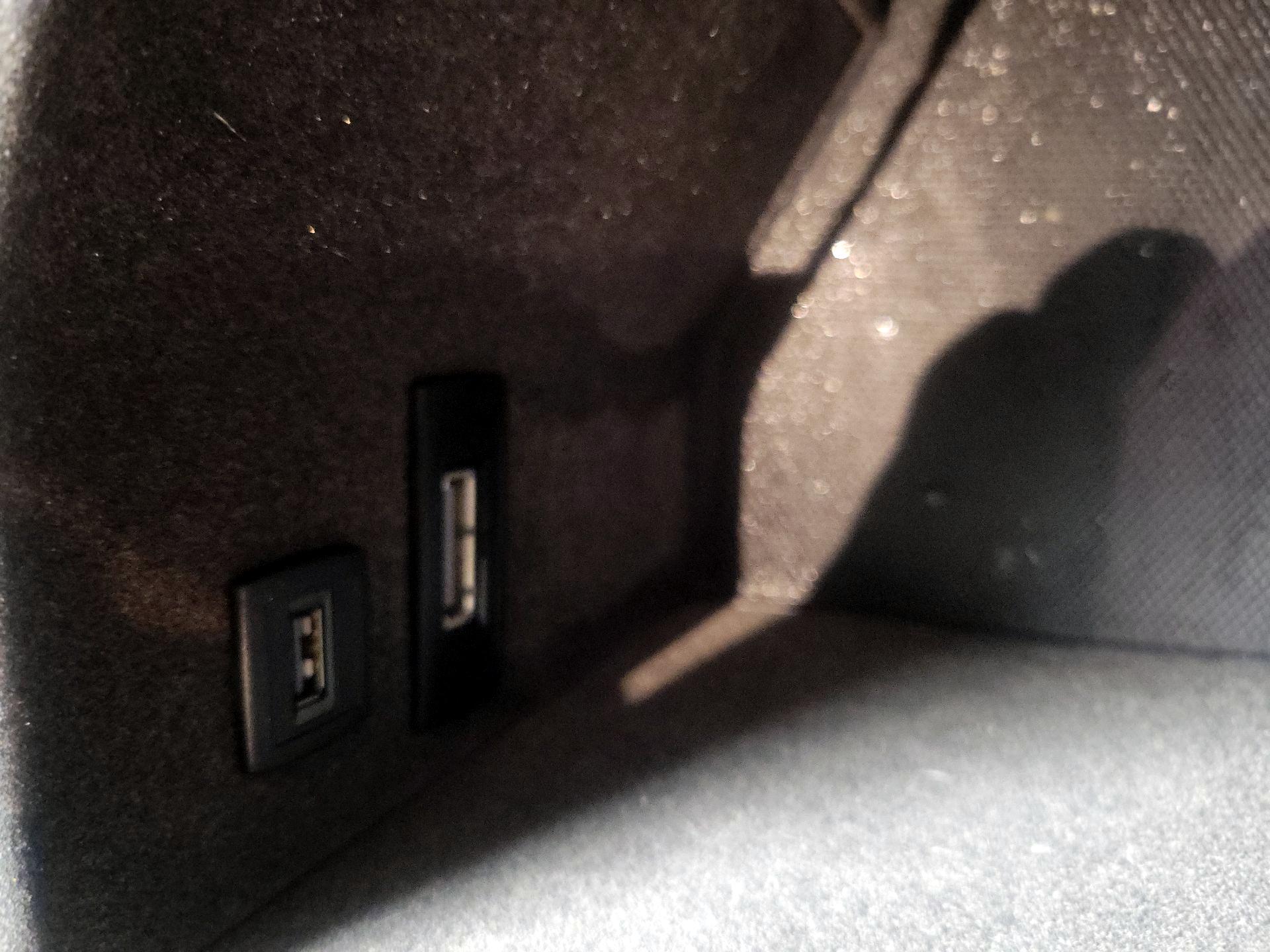 Thumbnail: 2015 Mercedes-Benz M-Class - 19