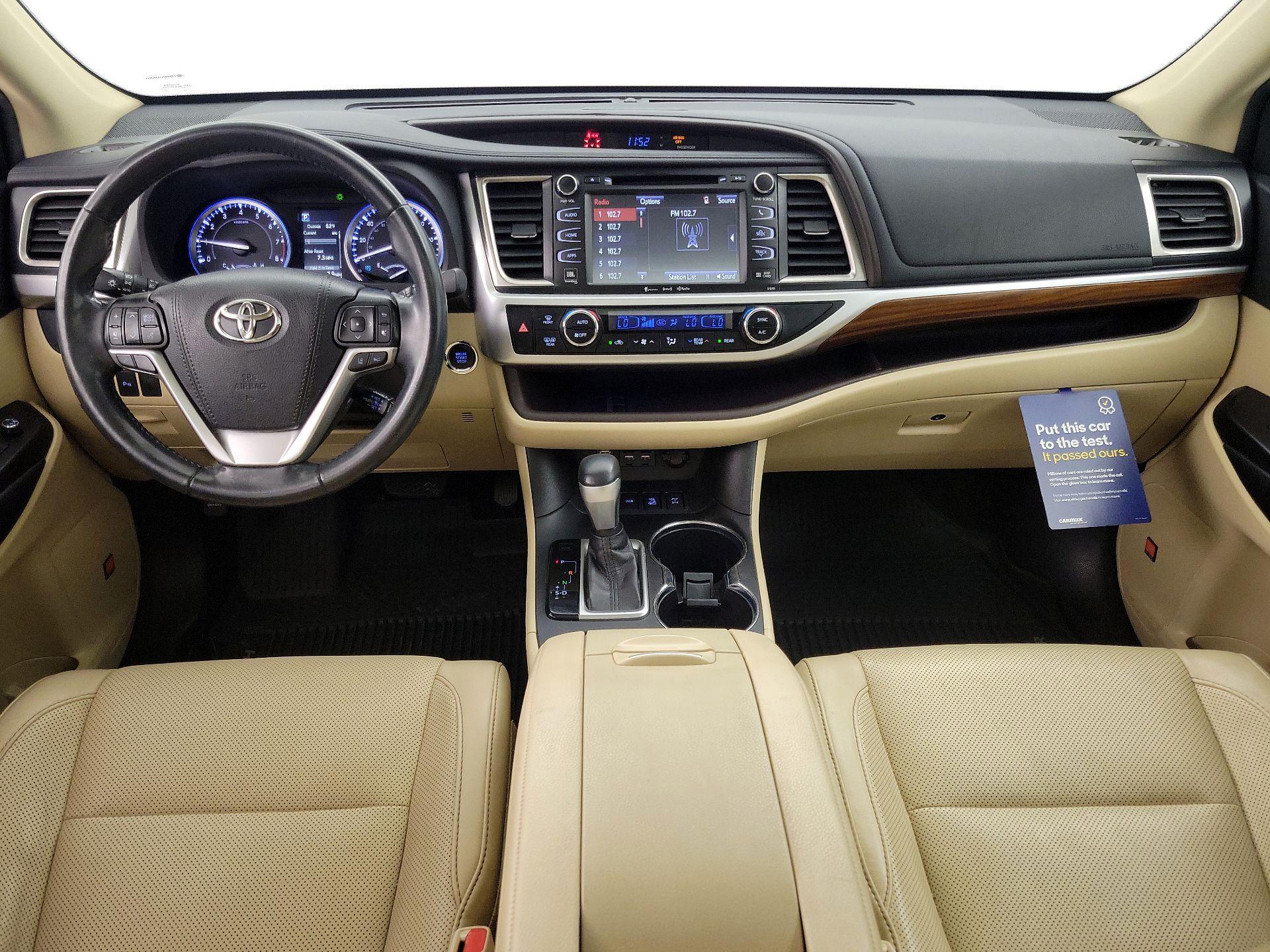 Thumbnail: 2019 Toyota Highlander - 9