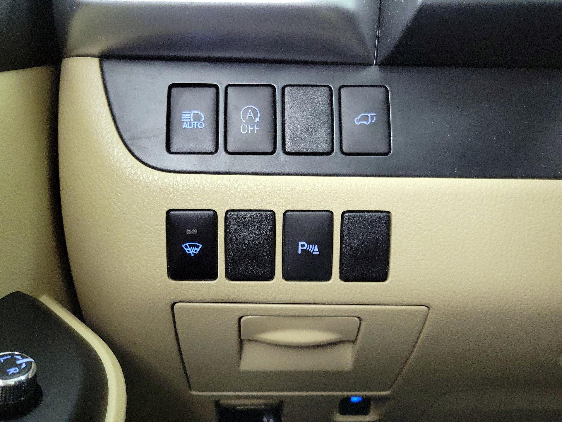 Thumbnail: 2019 Toyota Highlander - 13