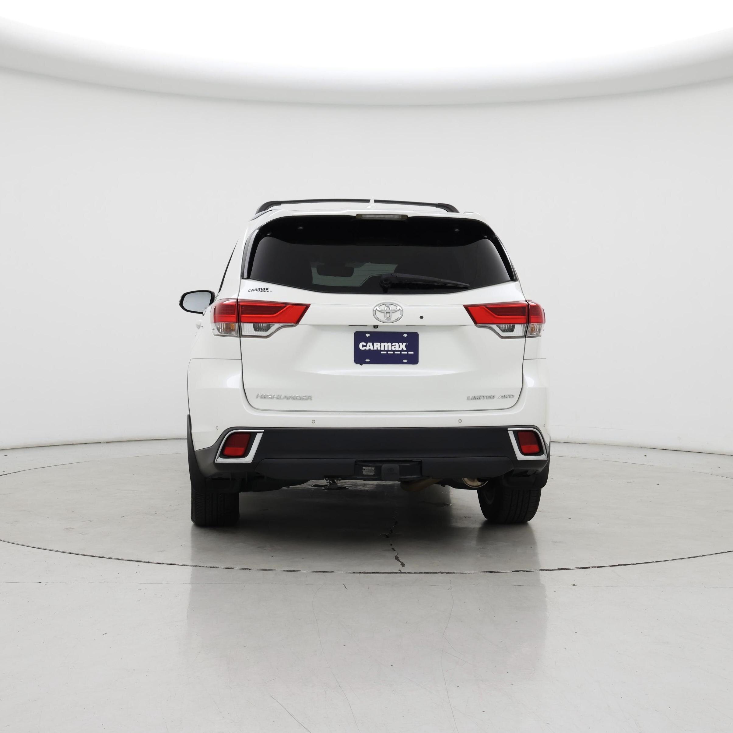 Thumbnail: 2019 Toyota Highlander - 3