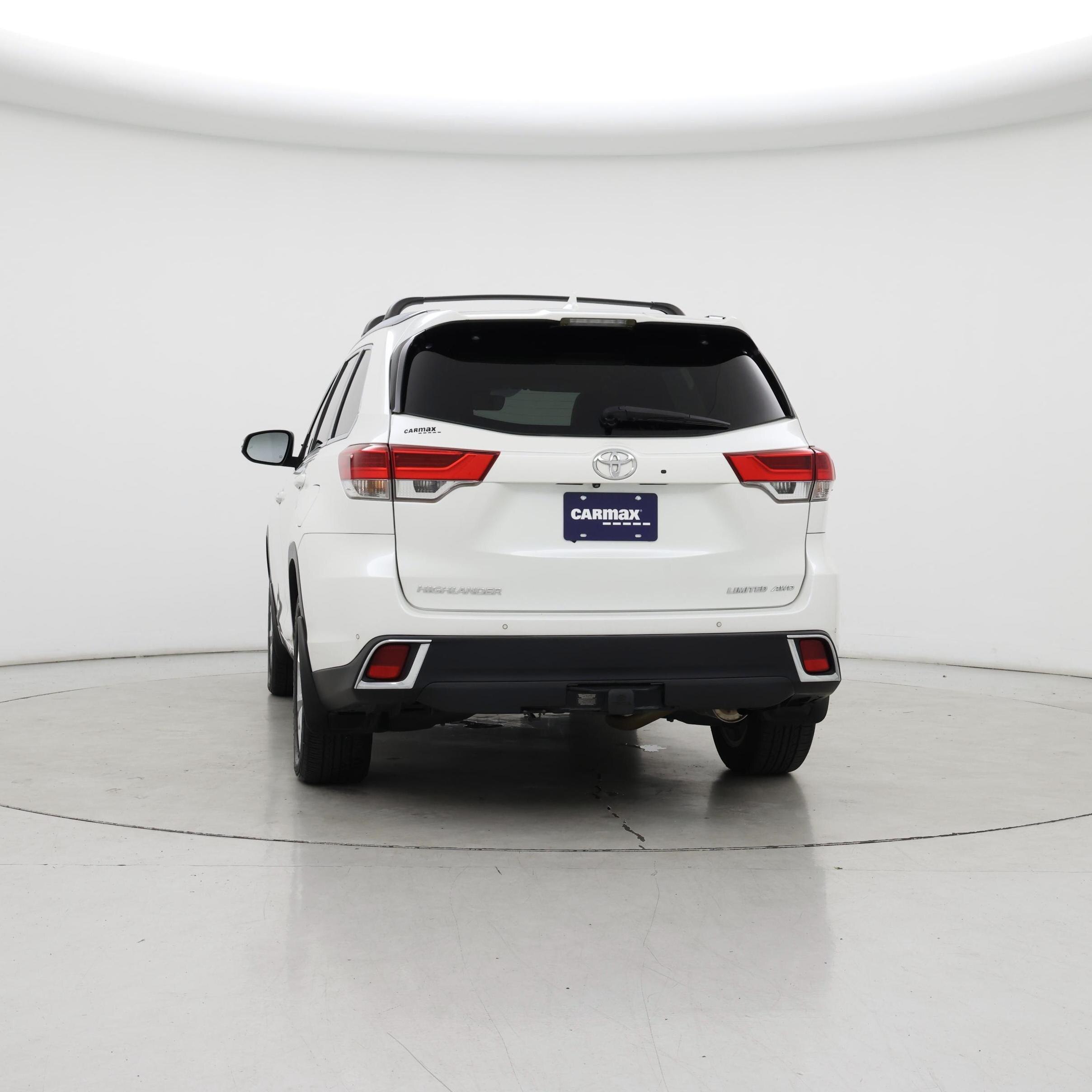 Thumbnail: 2019 Toyota Highlander - 4