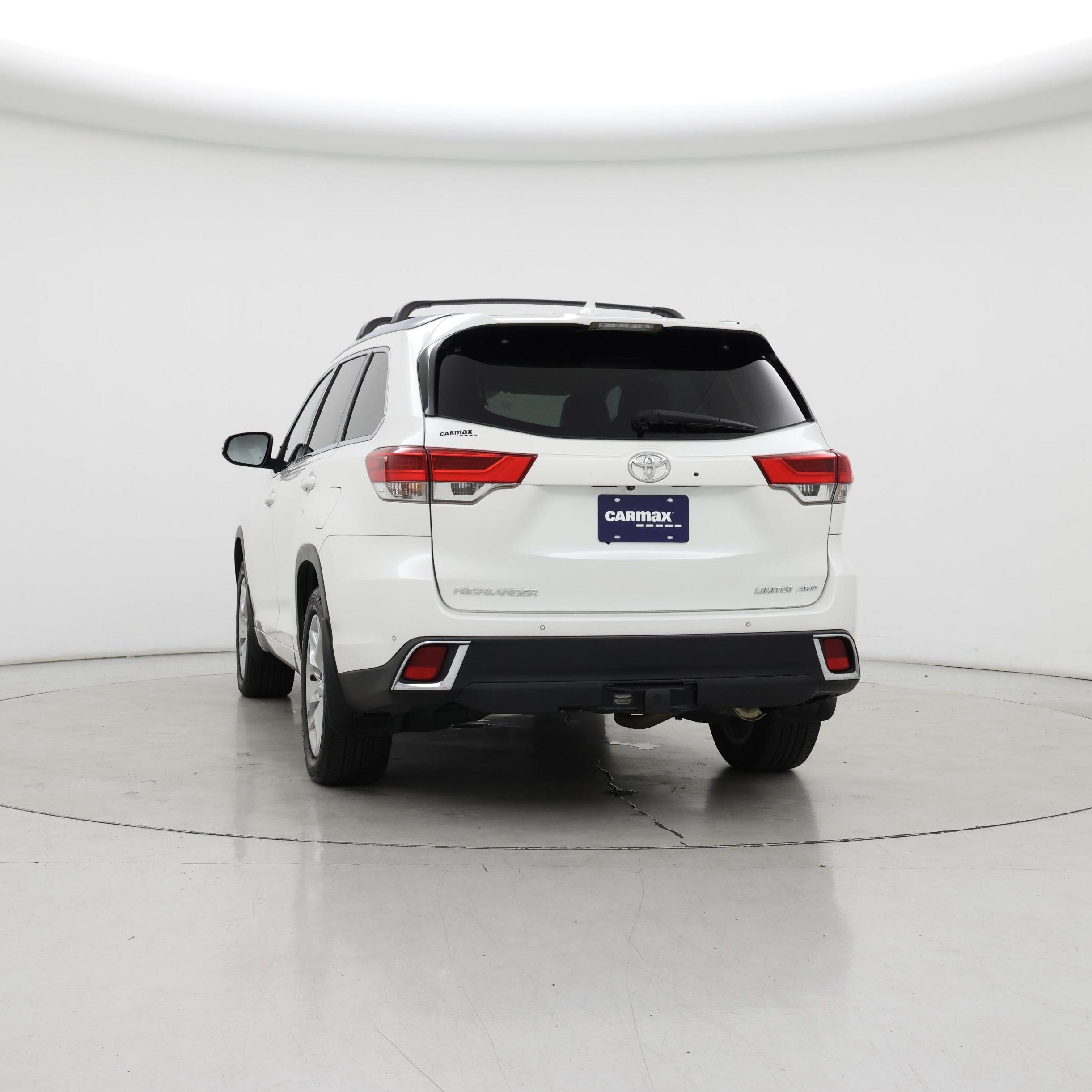 Thumbnail: 2019 Toyota Highlander - 7