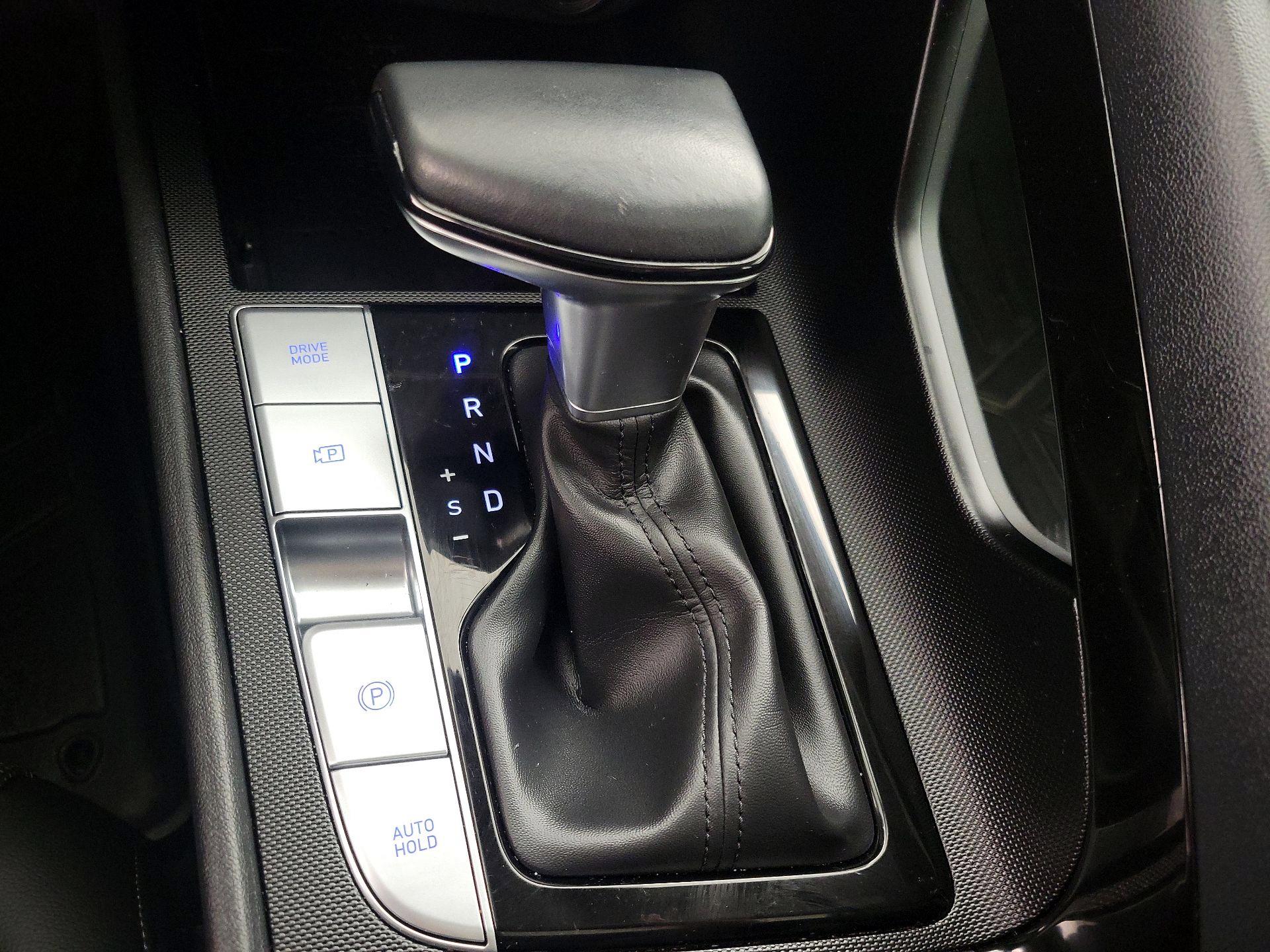 Thumbnail: 2023 Hyundai Elantra - 18