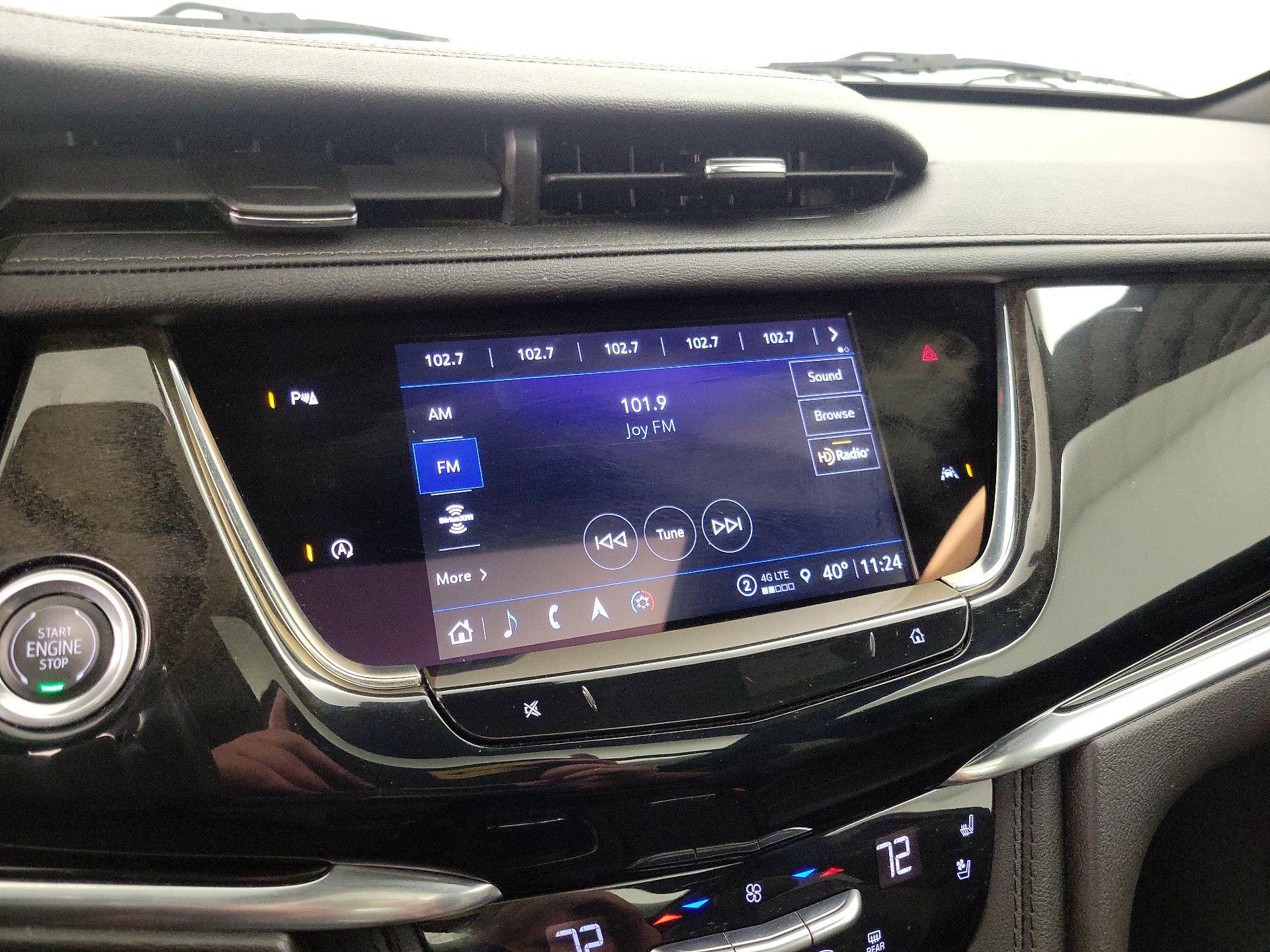 Thumbnail: 2023 Cadillac XT6 - 16