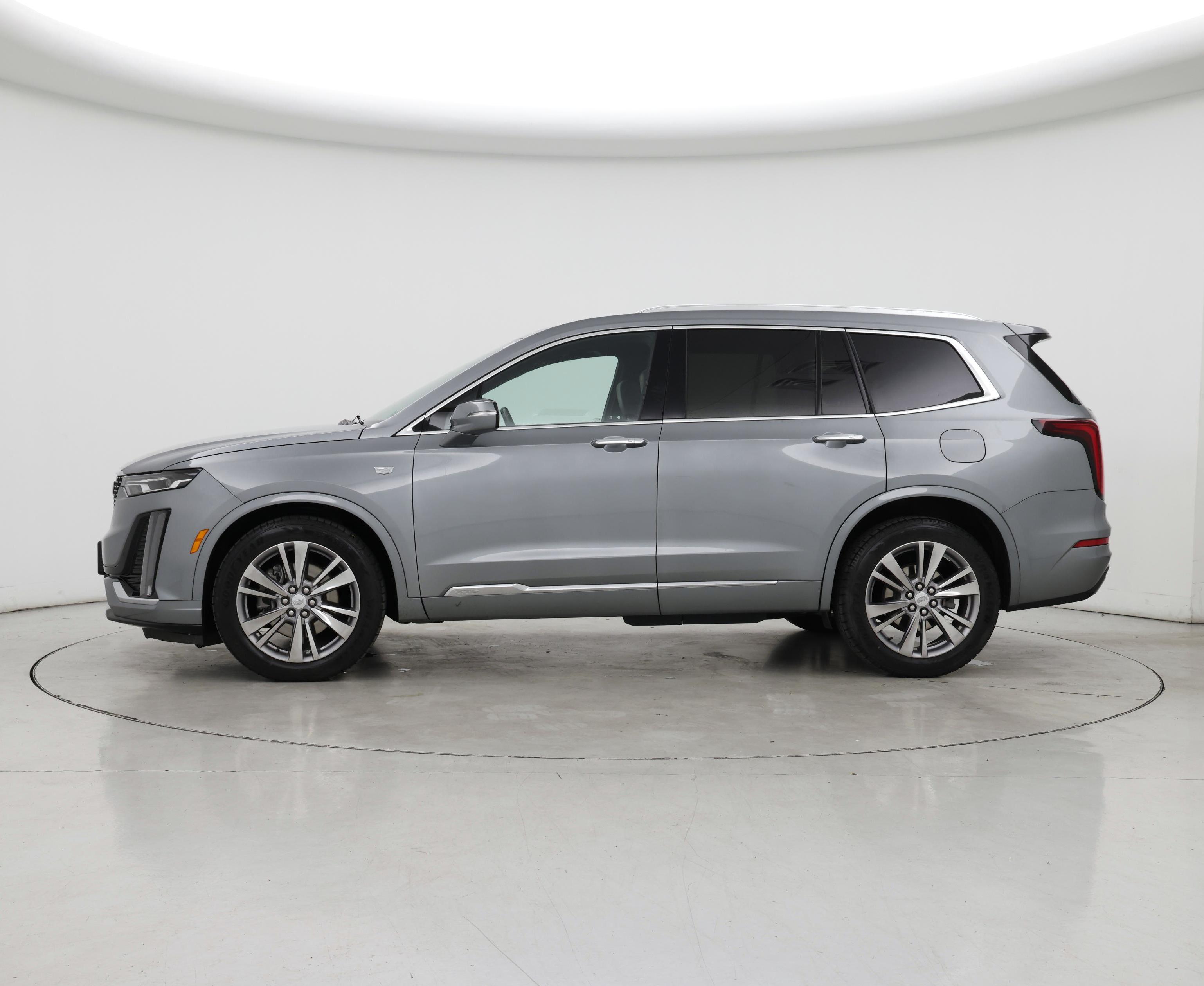 Thumbnail: 2023 Cadillac XT6 - 3