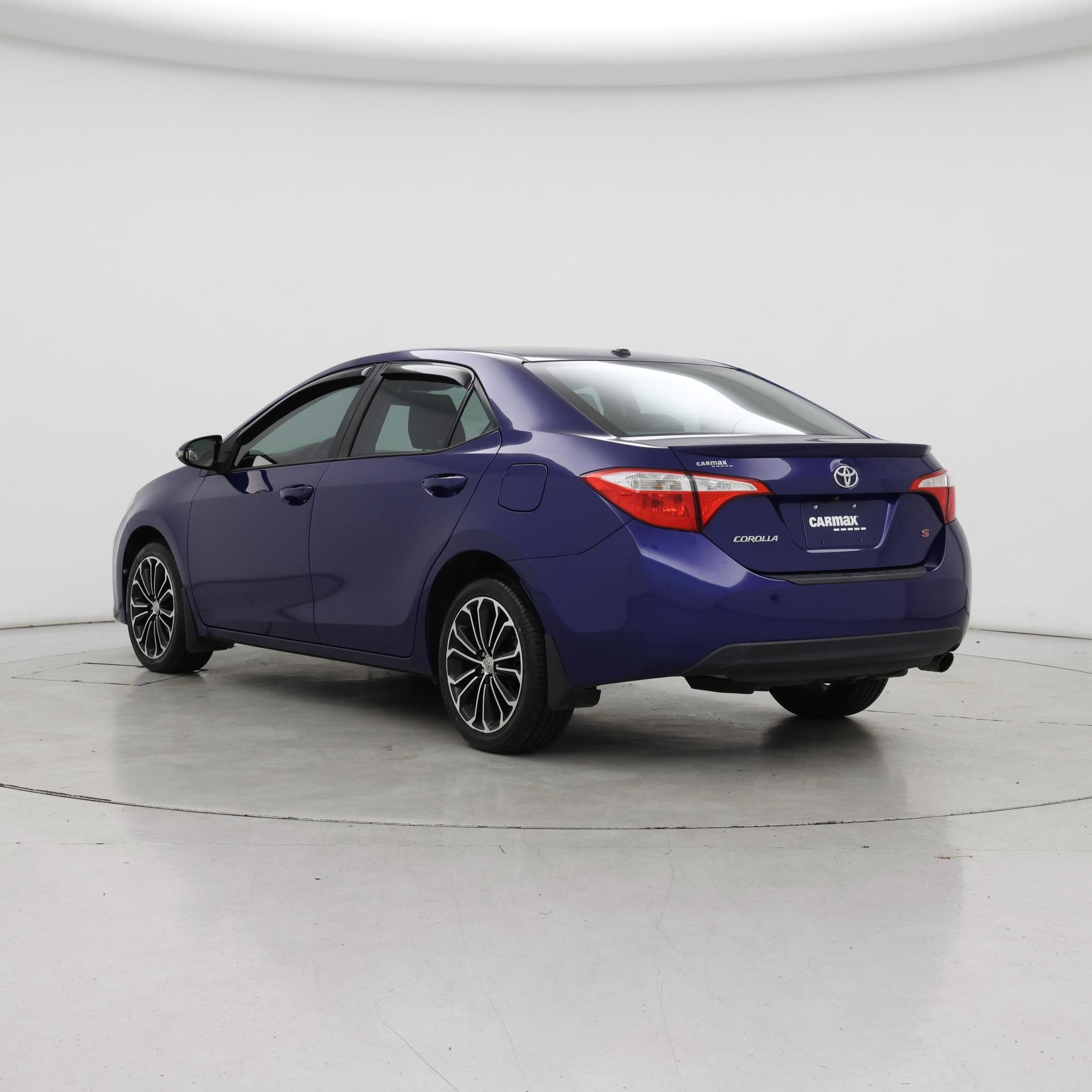 Thumbnail: 2015 Toyota Corolla - 2