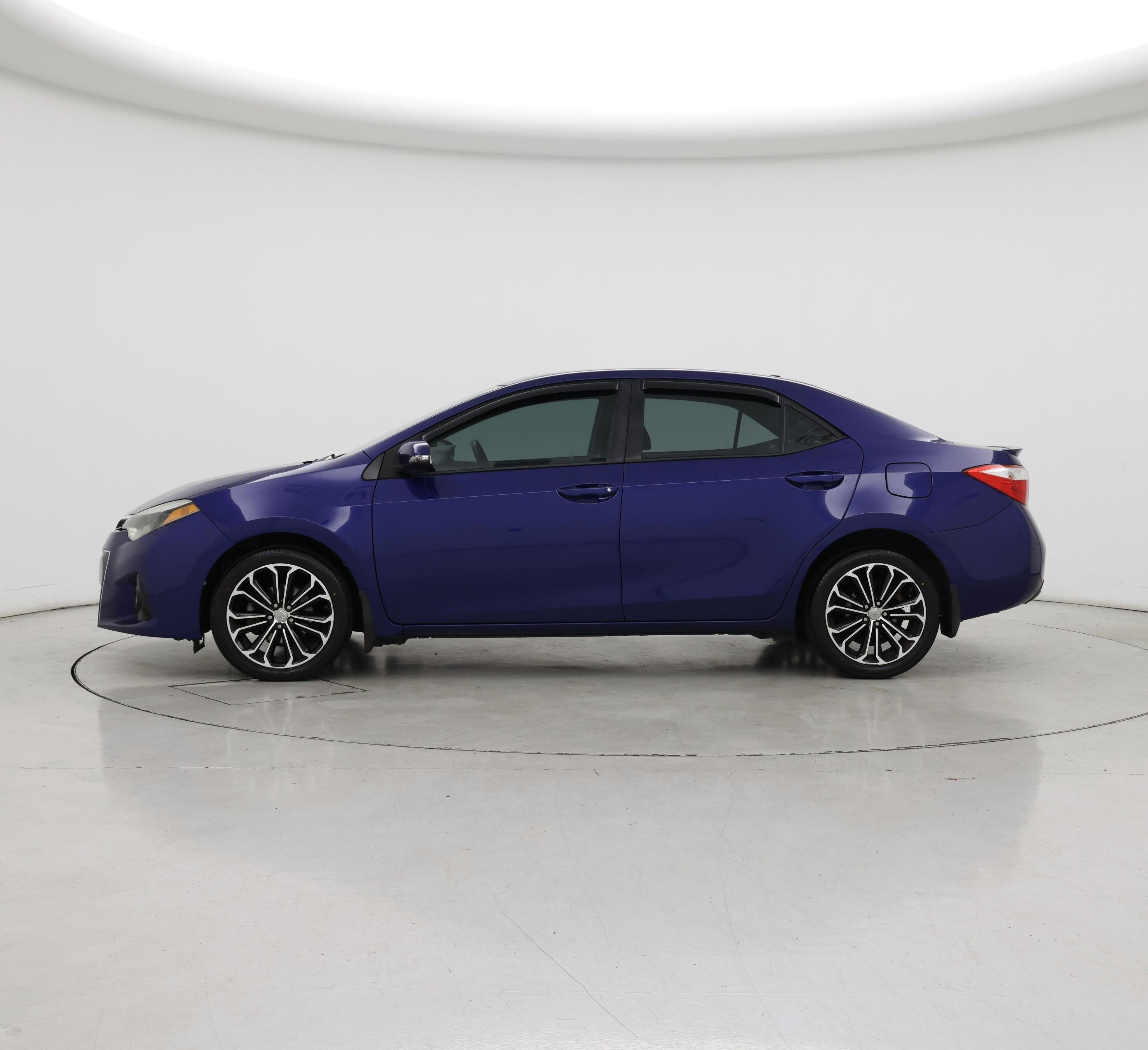Thumbnail: 2015 Toyota Corolla - 3