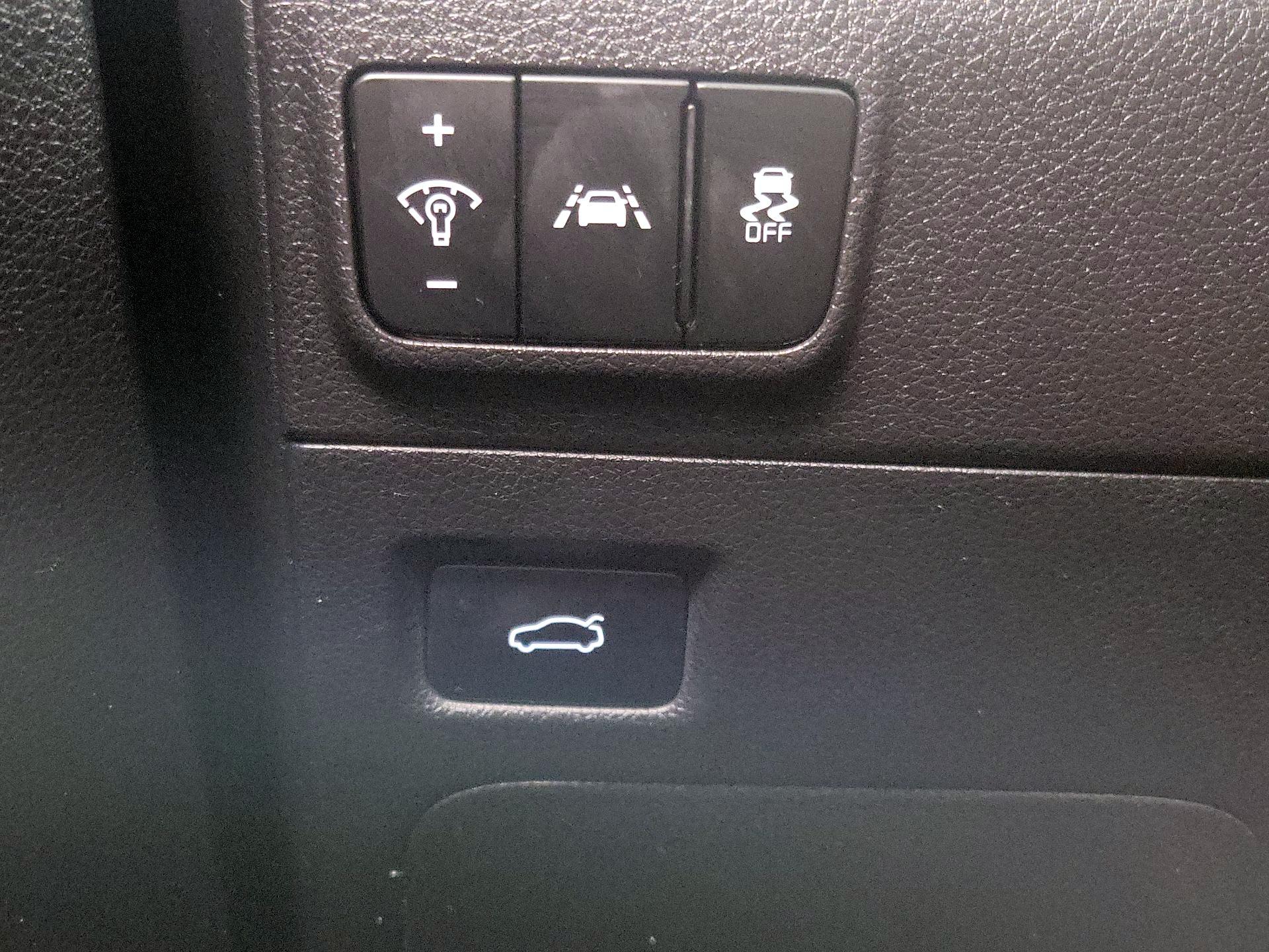 Thumbnail: 2023 Kia K5 - 13