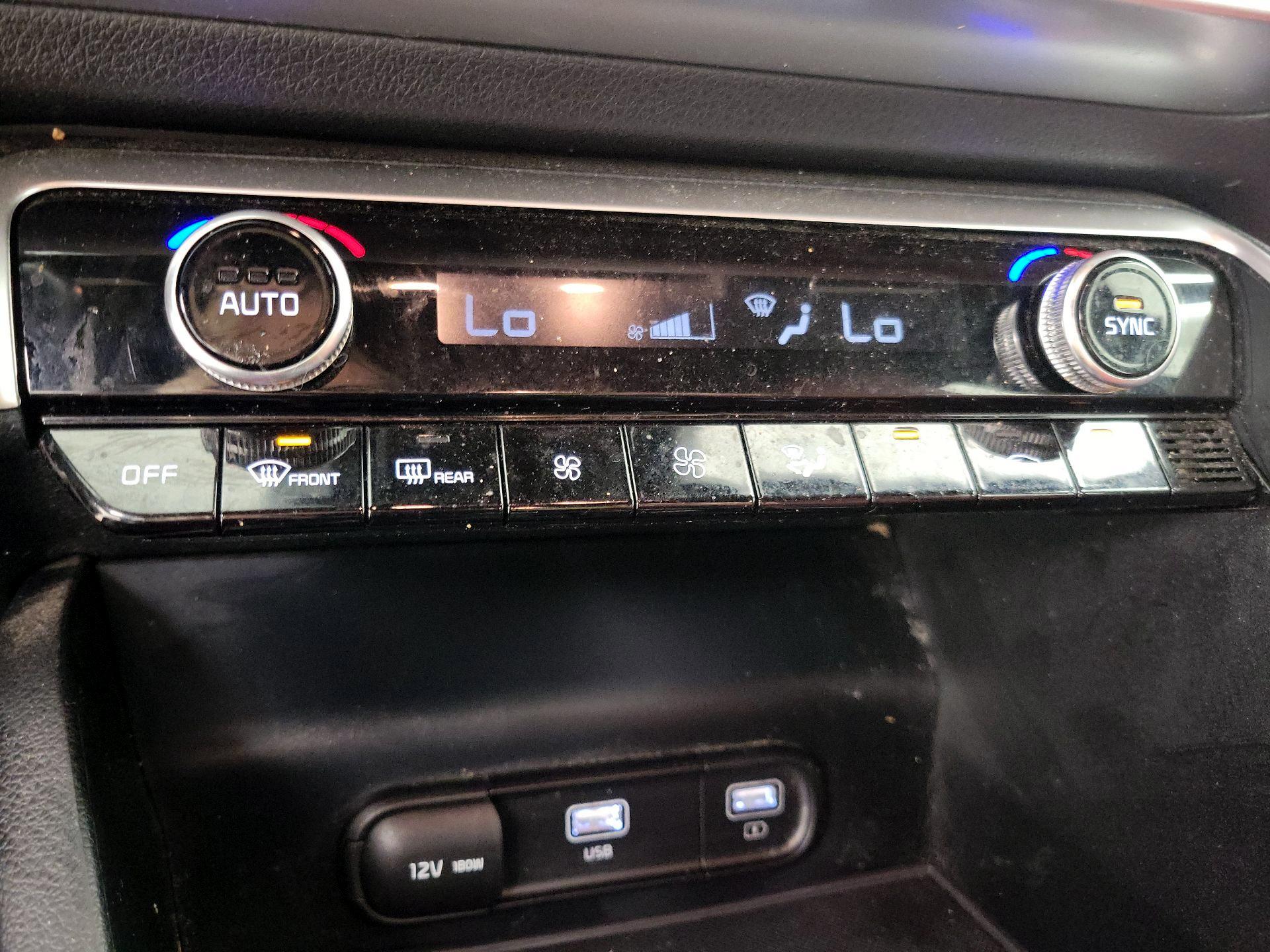 Thumbnail: 2023 Kia K5 - 17