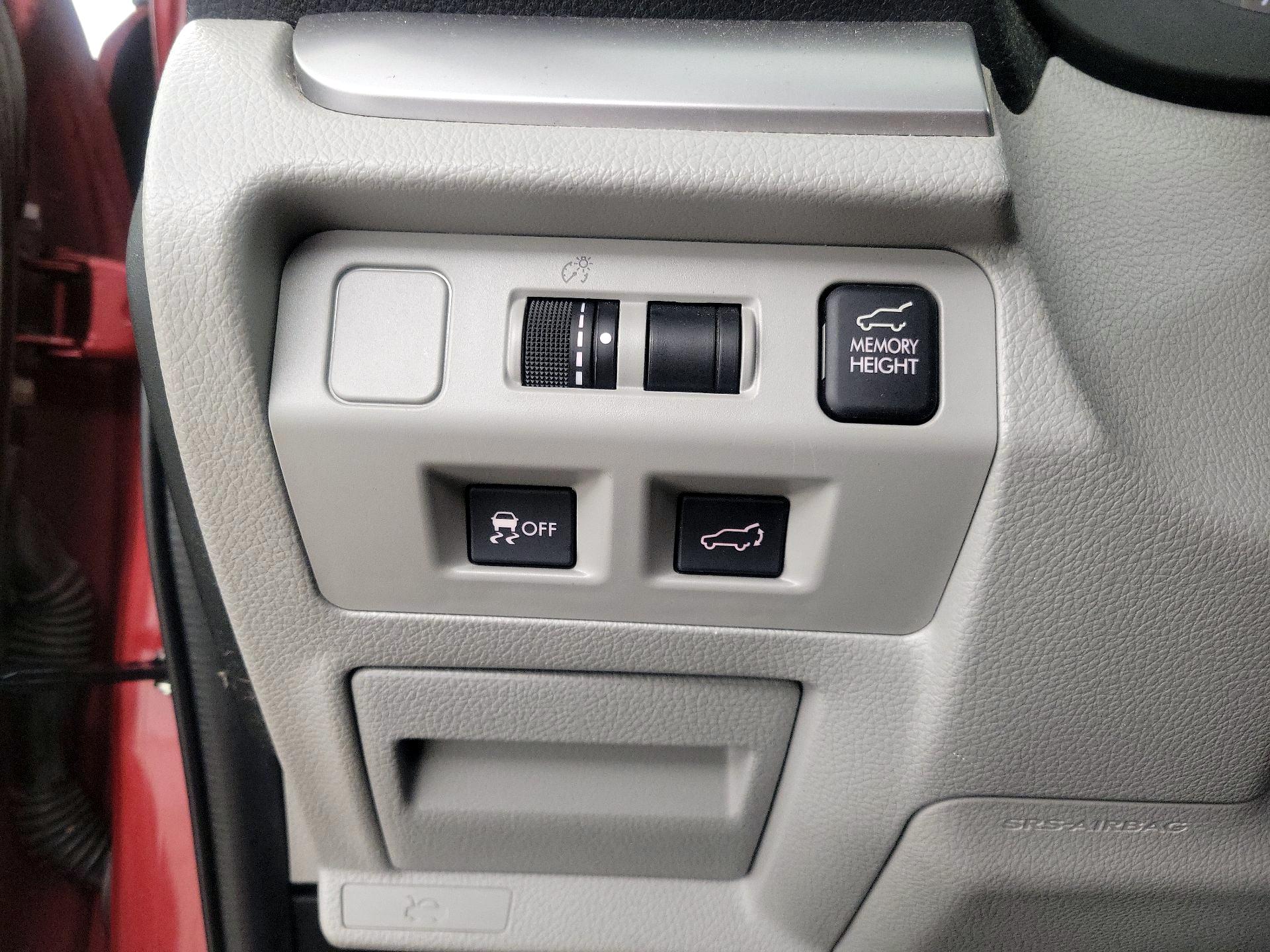 Thumbnail: 2016 Subaru Forester - 13