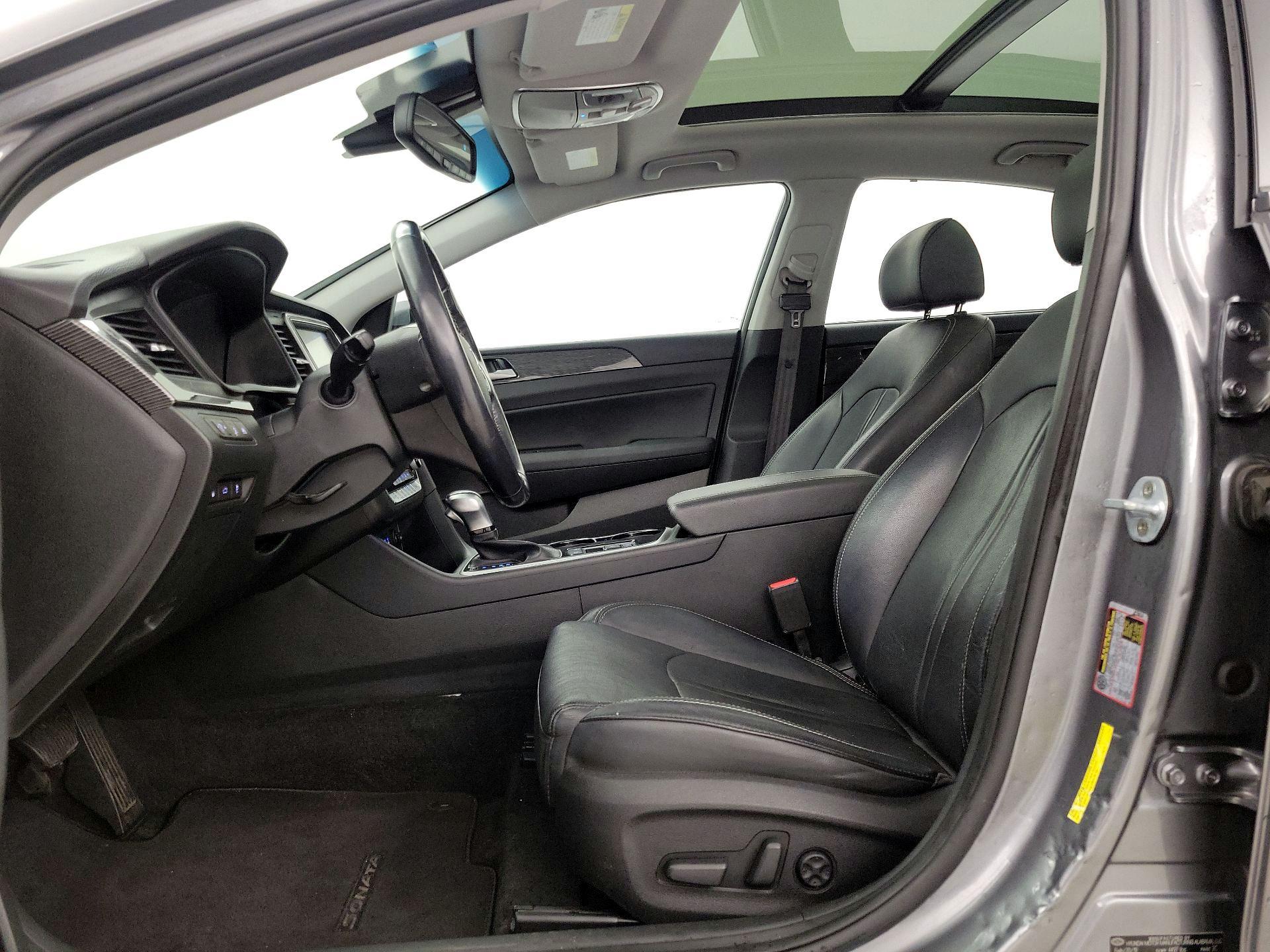 Thumbnail: 2019 Hyundai Sonata - 11