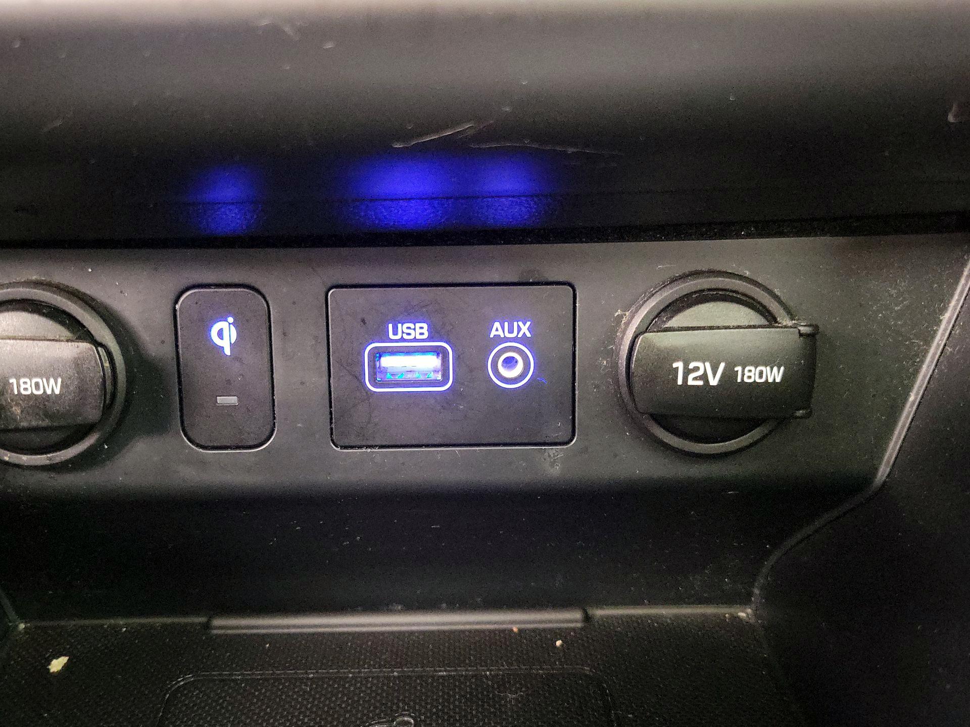 Thumbnail: 2019 Hyundai Sonata - 19