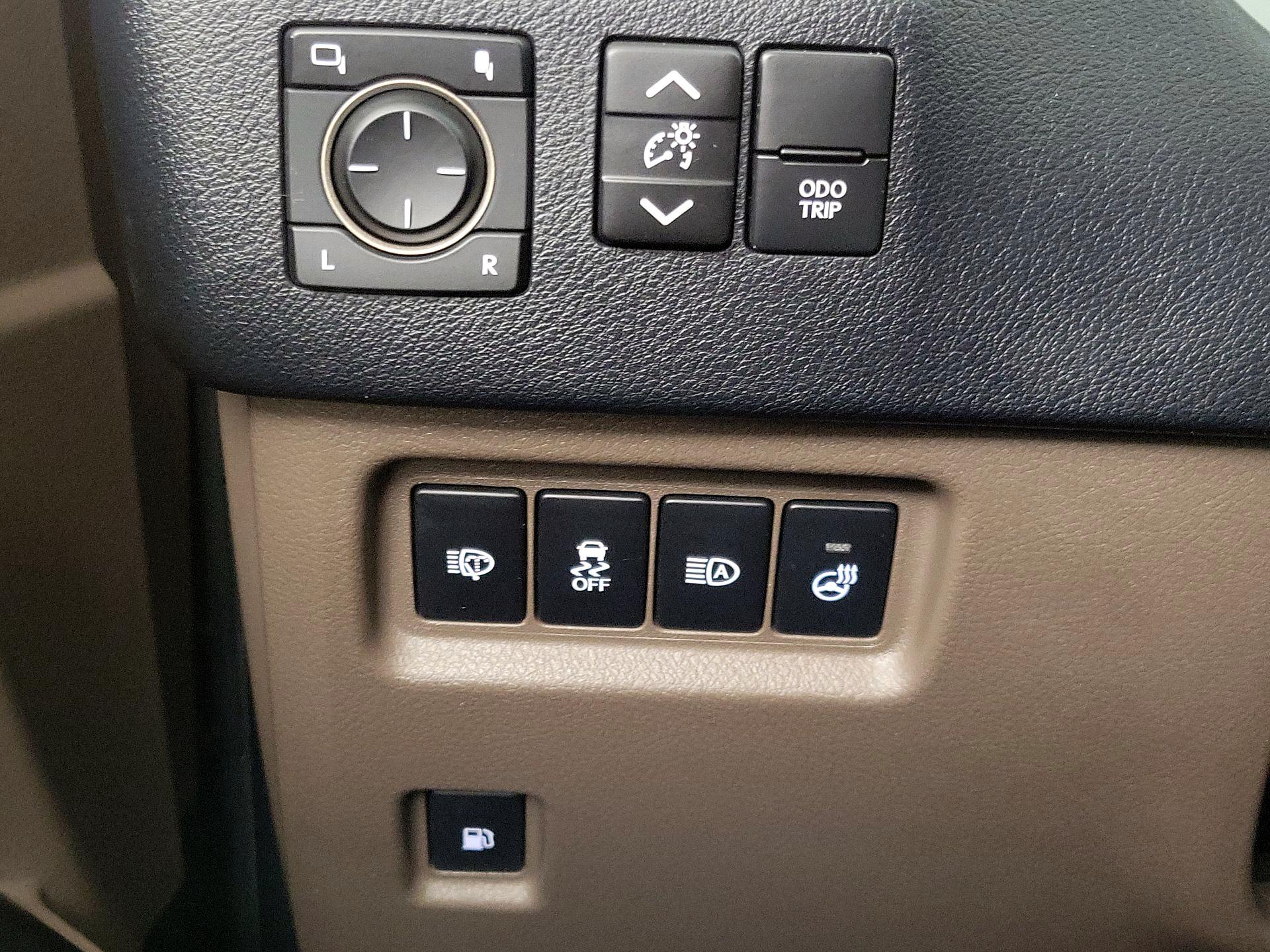 Thumbnail: 2022 Lexus GX - 13