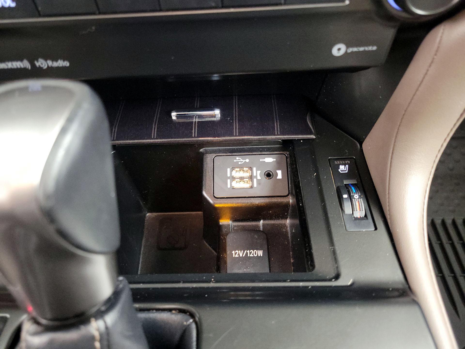 Thumbnail: 2022 Lexus GX - 19