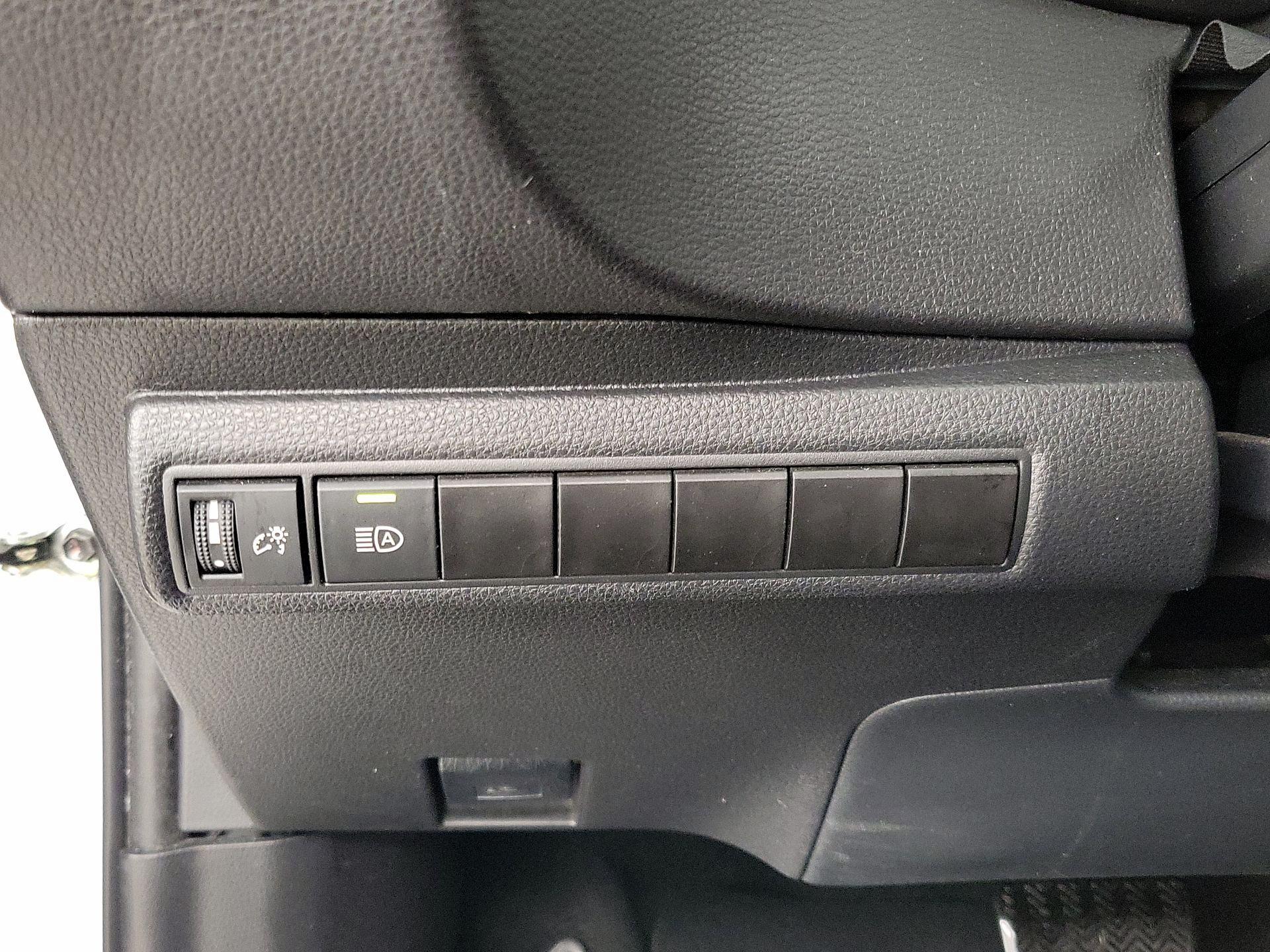 Thumbnail: 2023 Toyota Corolla - 13