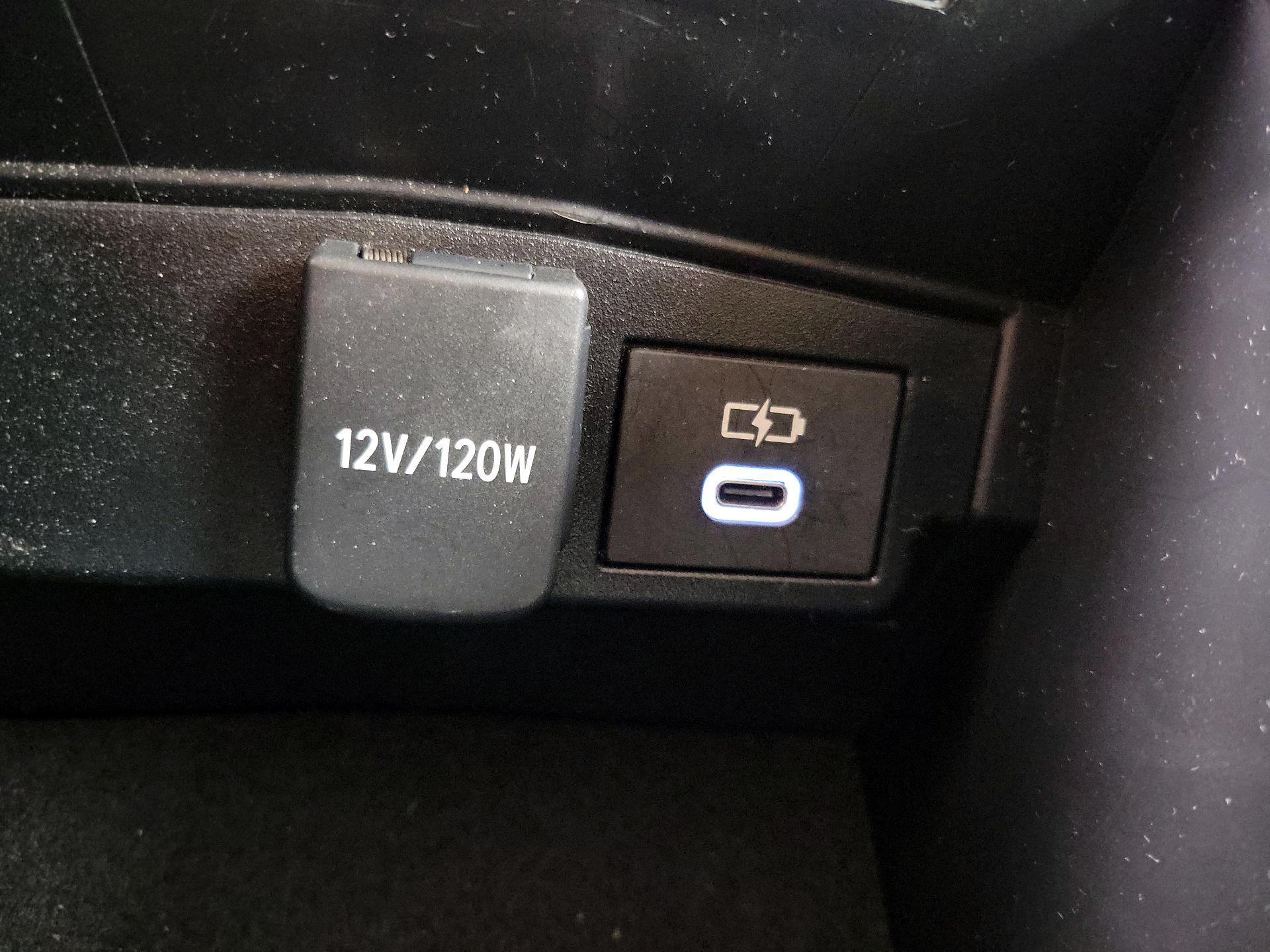 Thumbnail: 2023 Toyota Corolla - 17