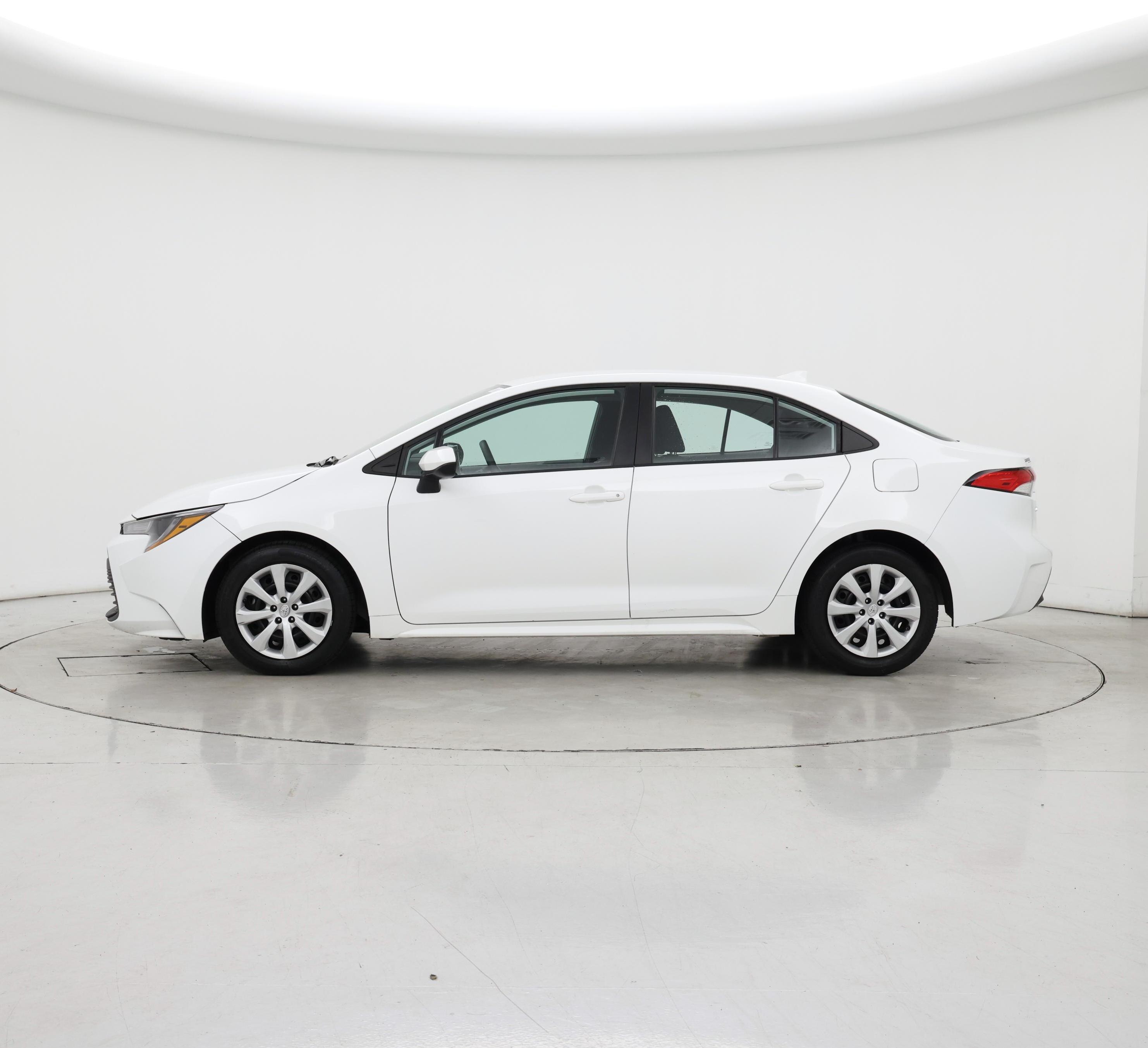 Thumbnail: 2023 Toyota Corolla - 3