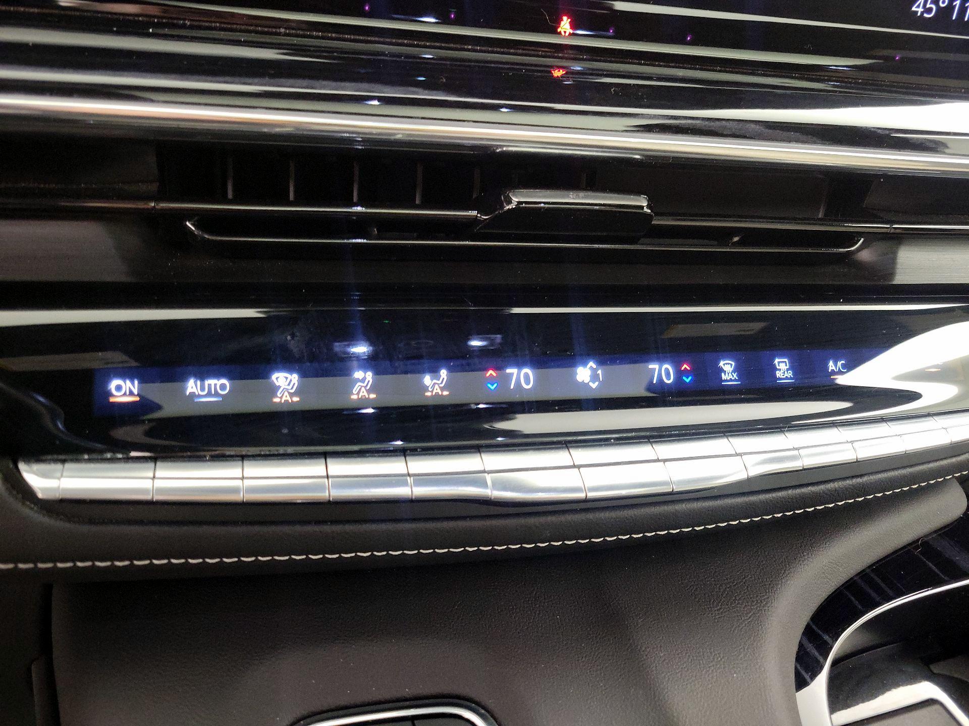 Thumbnail: 2022 Cadillac Escalade - 16