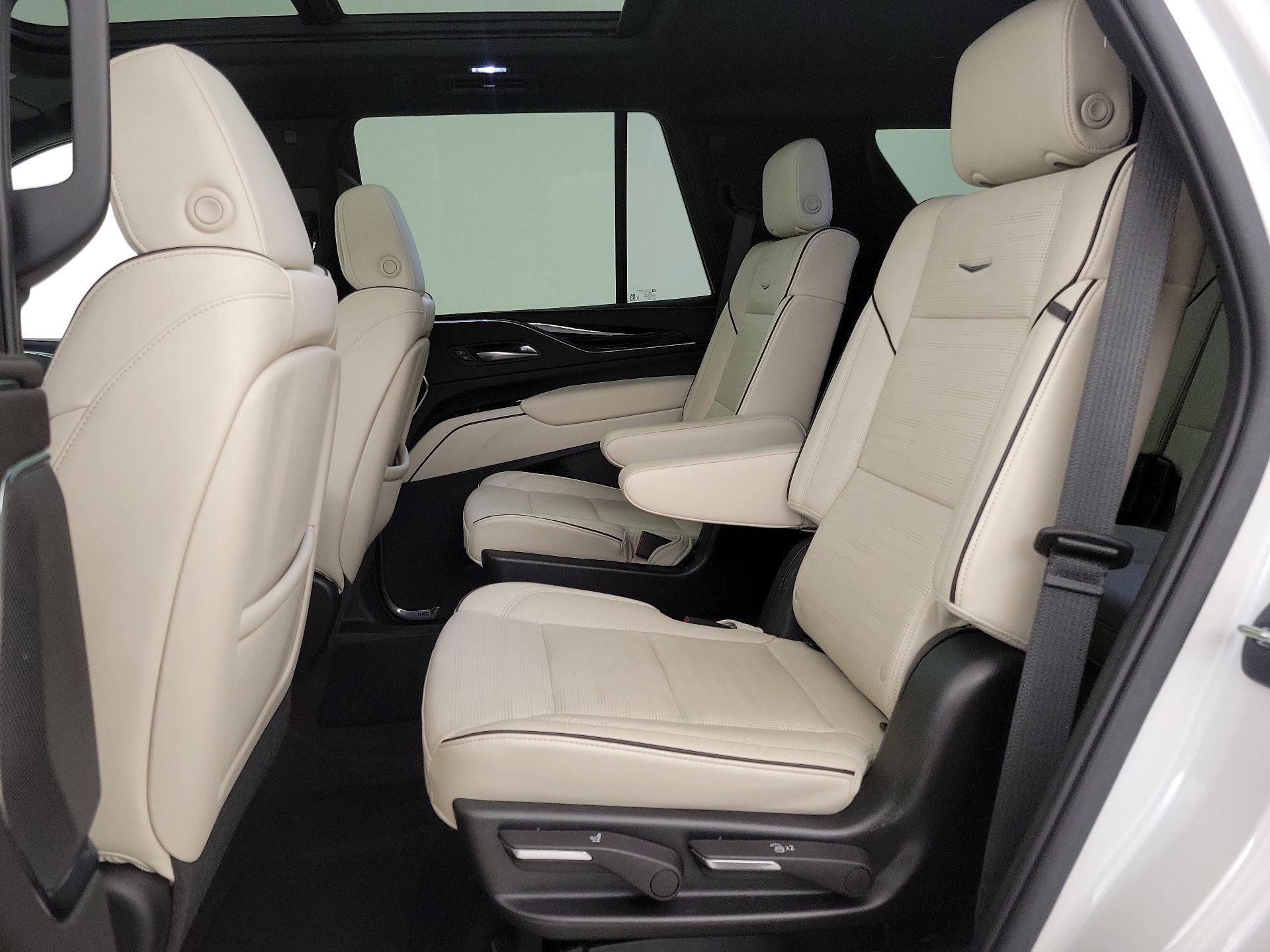 Thumbnail: 2022 Cadillac Escalade - 20