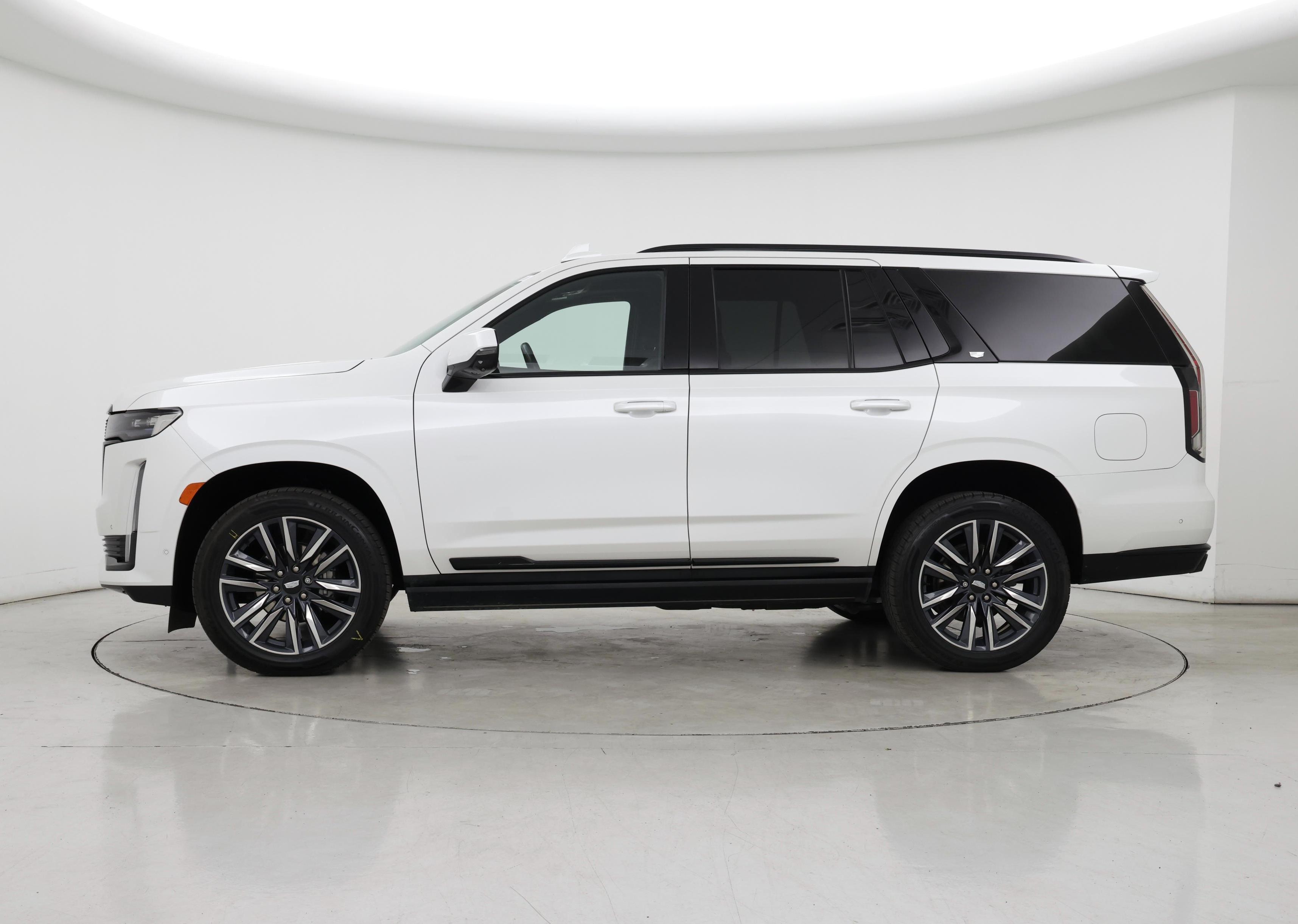 Thumbnail: 2022 Cadillac Escalade - 3