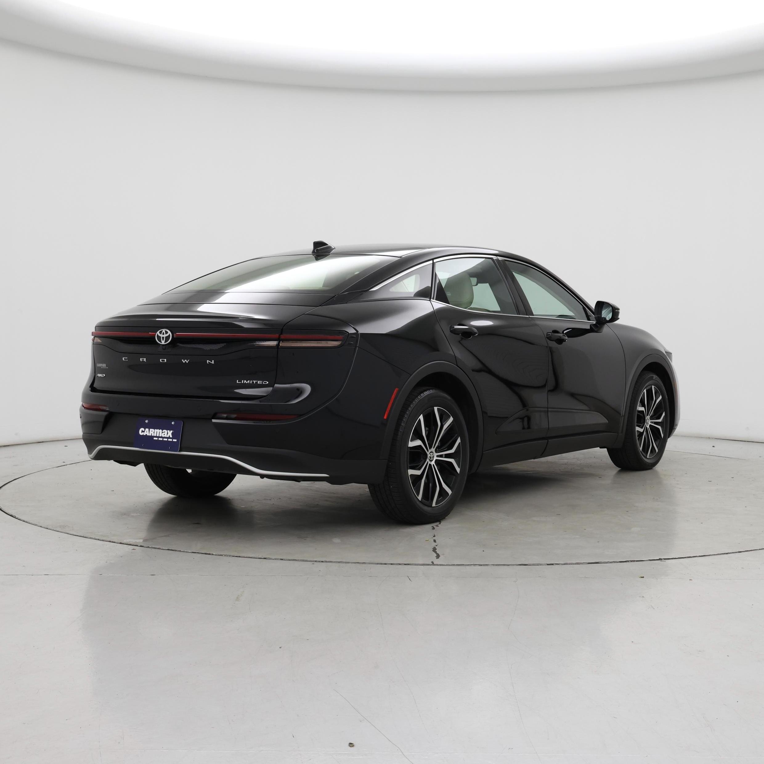 Thumbnail: 2023 Toyota Crown - 8