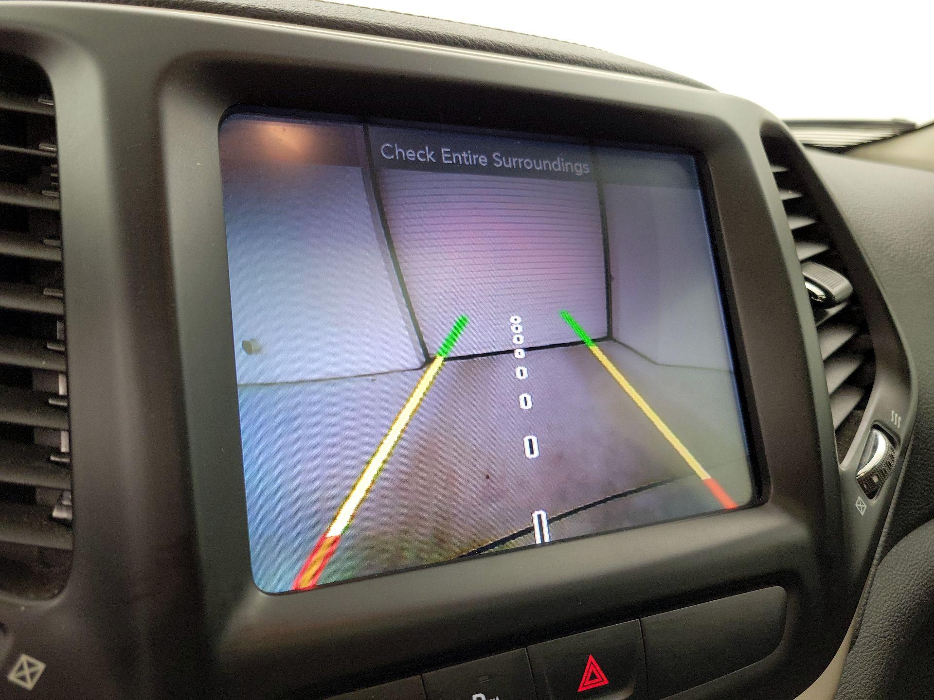 Thumbnail: 2015 Jeep Cherokee - 15