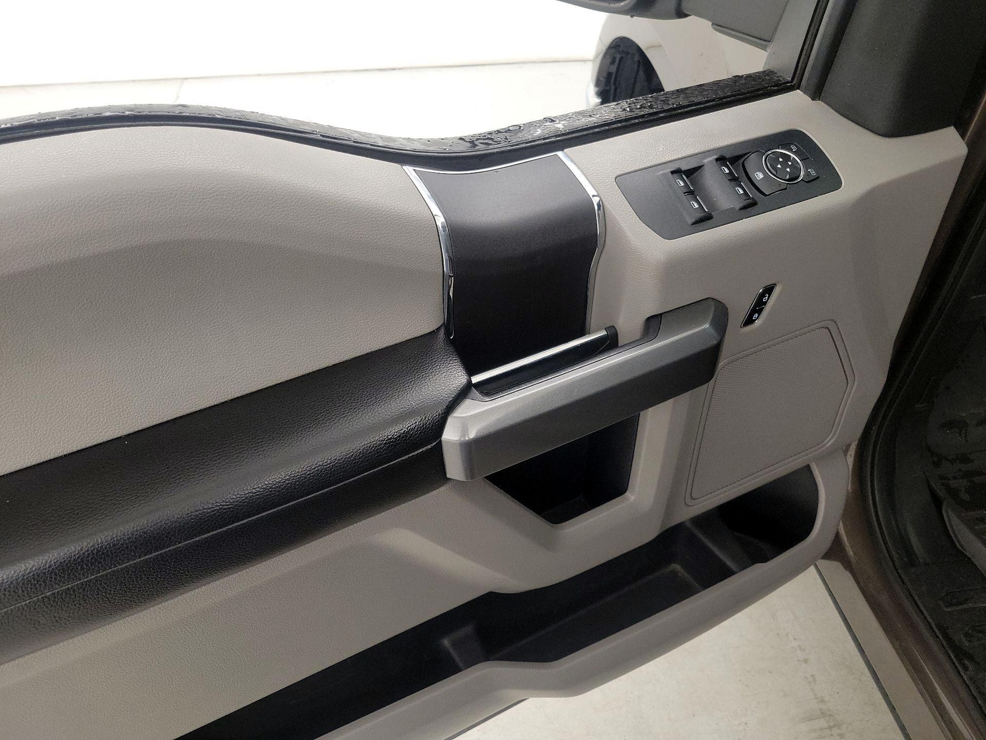 Thumbnail: 2017 Ford F-150 - 12