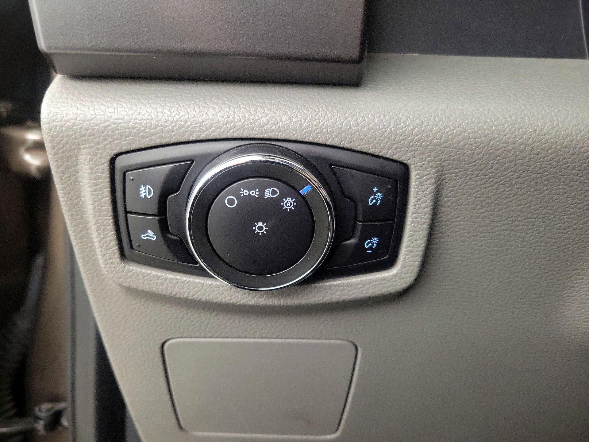 Thumbnail: 2017 Ford F-150 - 13