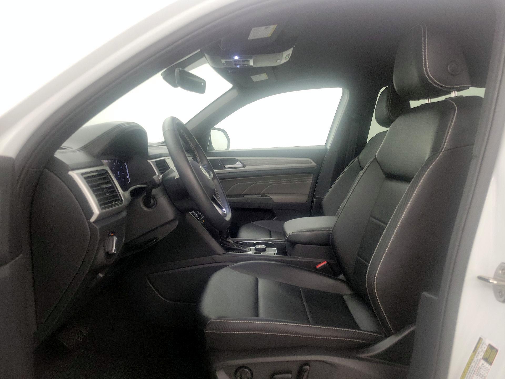 Thumbnail: 2022 Volkswagen Atlas - 11