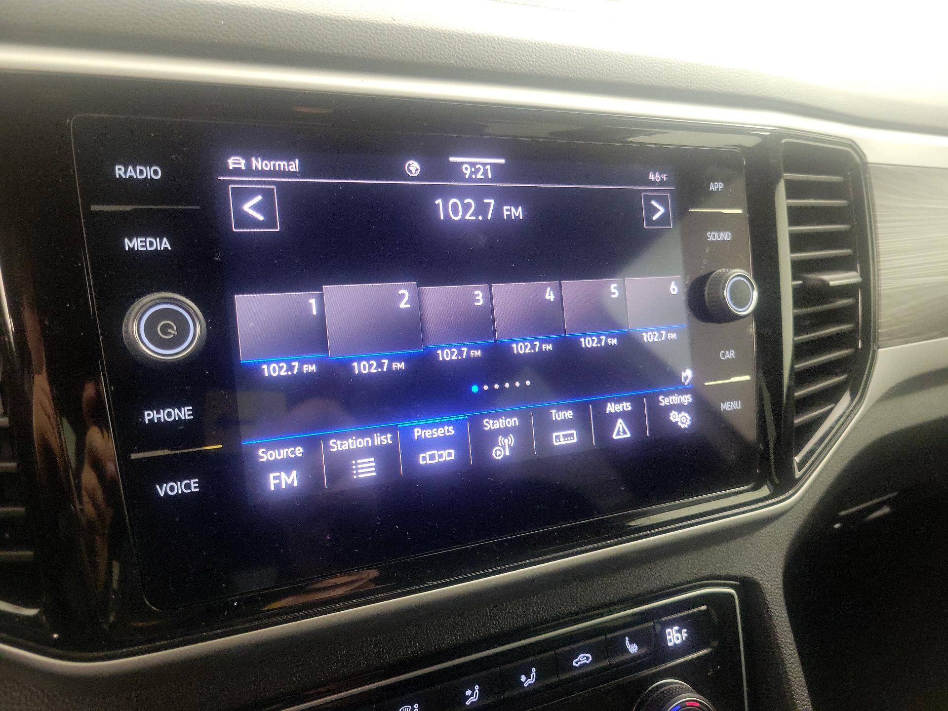 Thumbnail: 2022 Volkswagen Atlas - 15