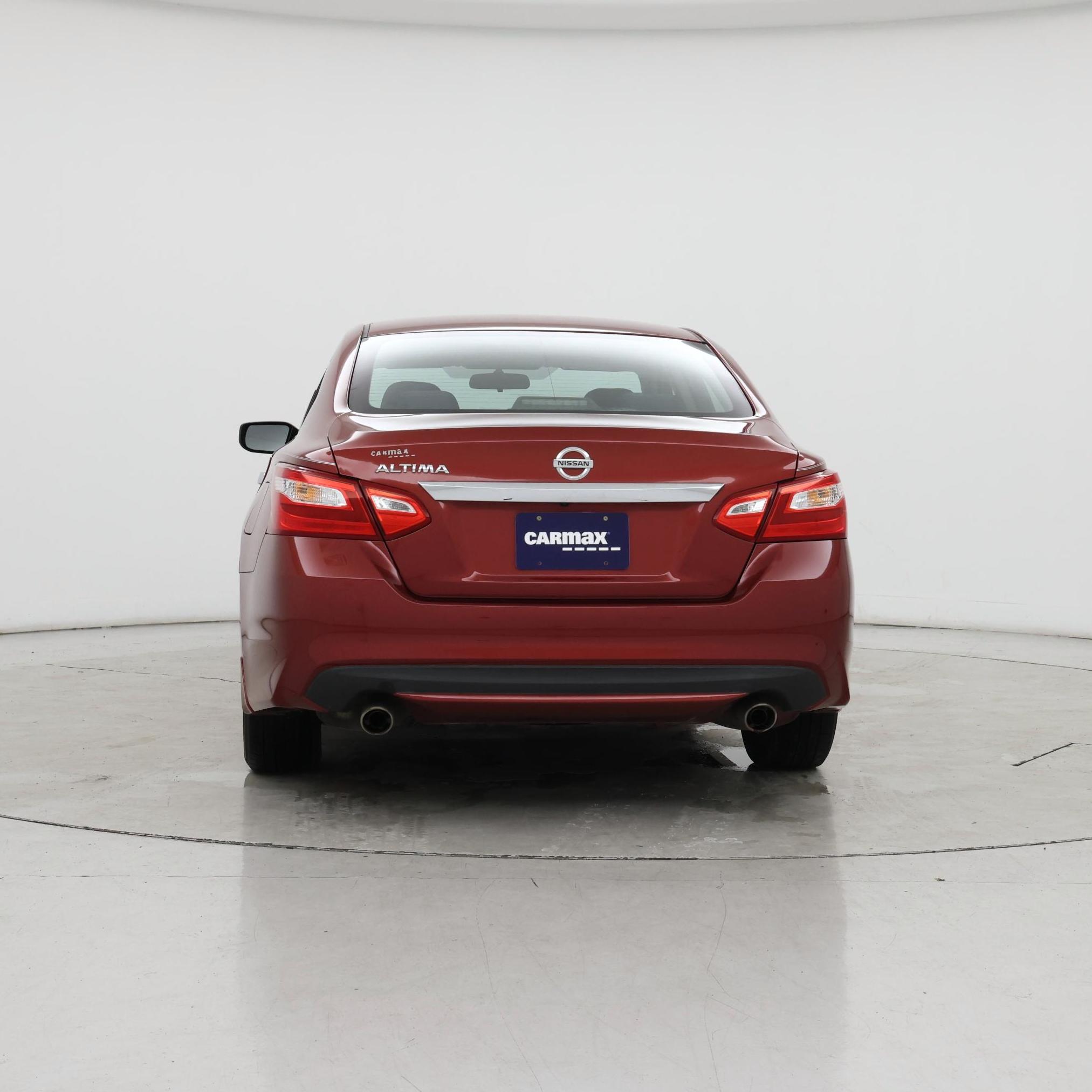 Thumbnail: 2016 Nissan Altima - 4