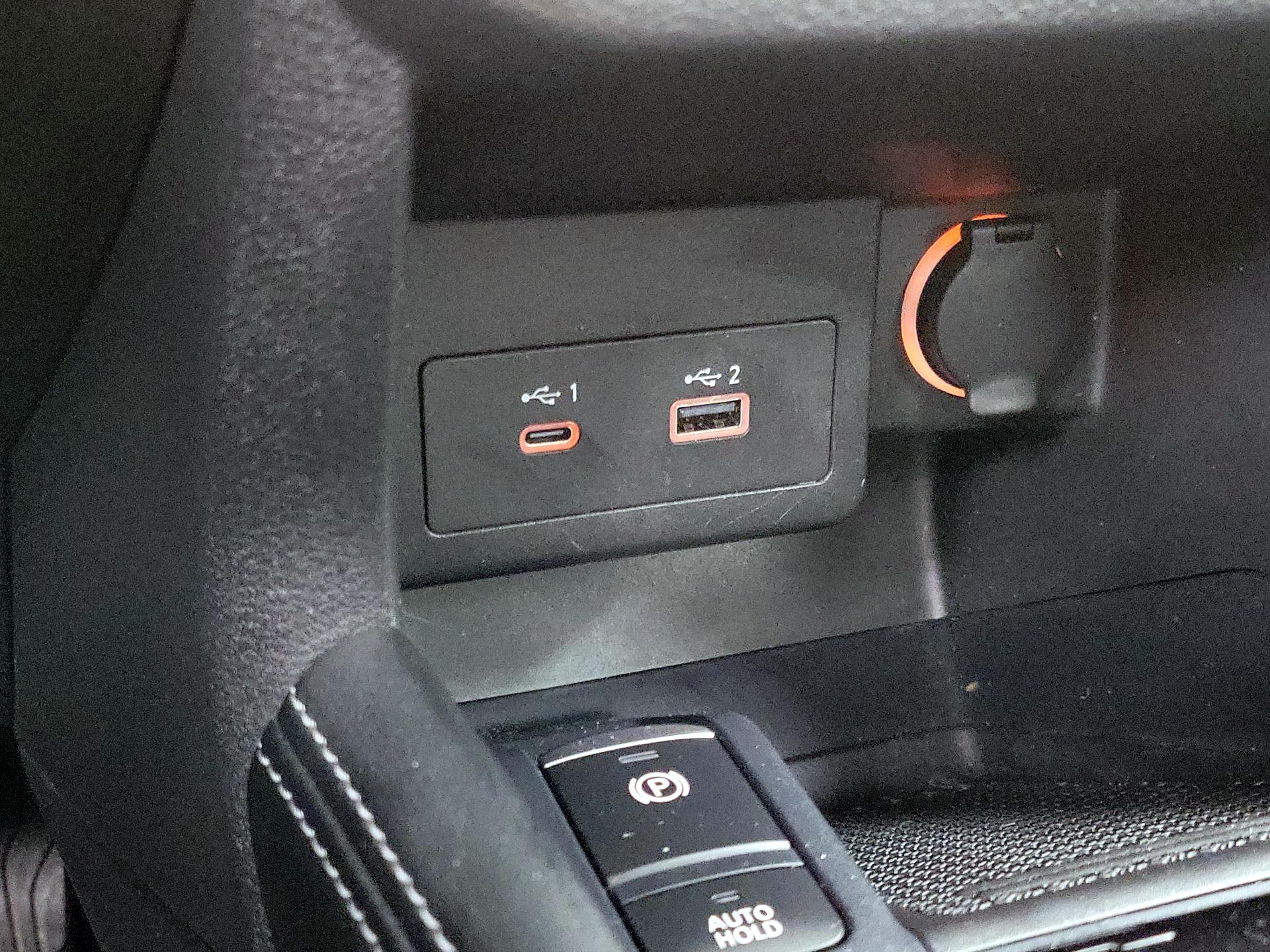 Thumbnail: 2022 Nissan Kicks - 17