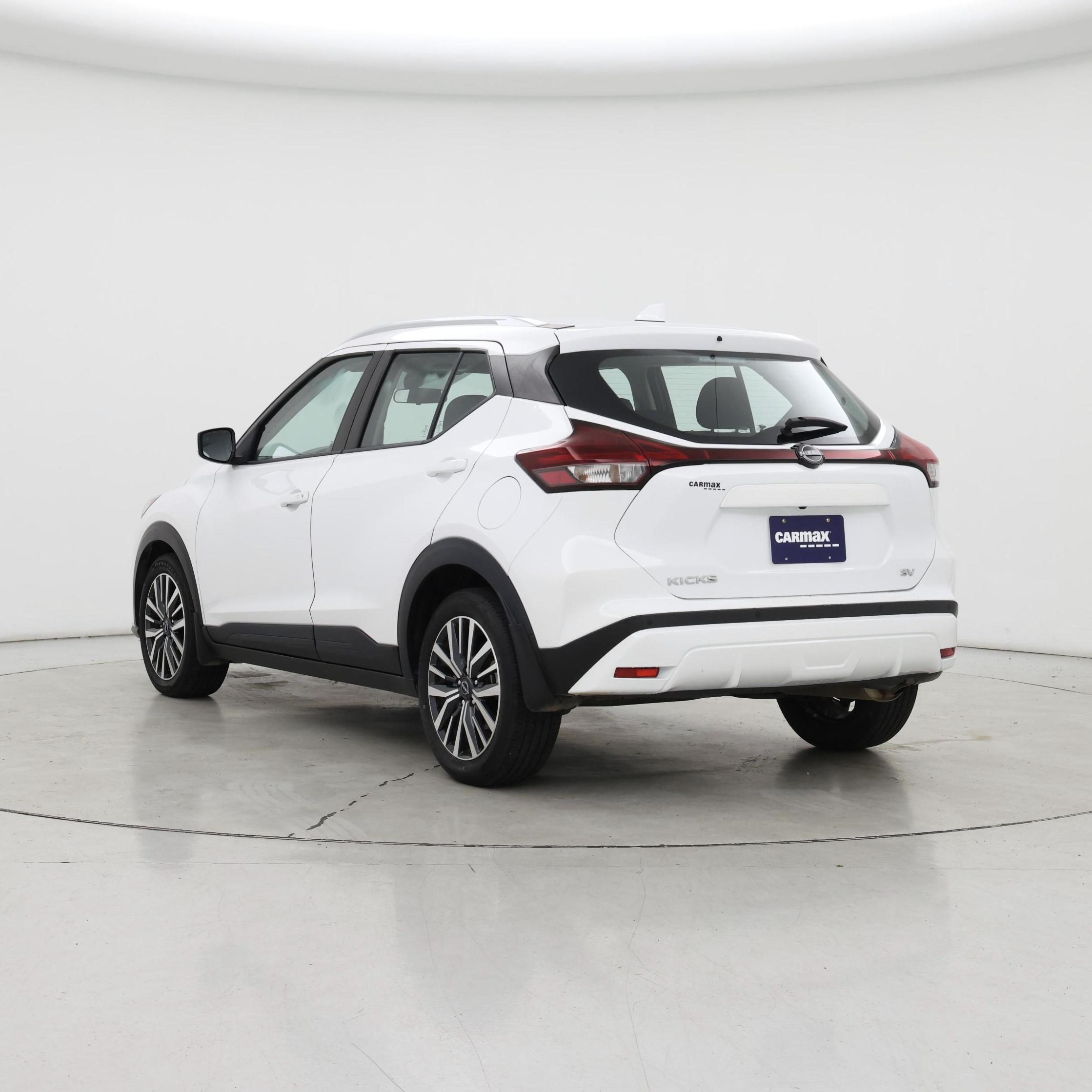 Thumbnail: 2022 Nissan Kicks - 2