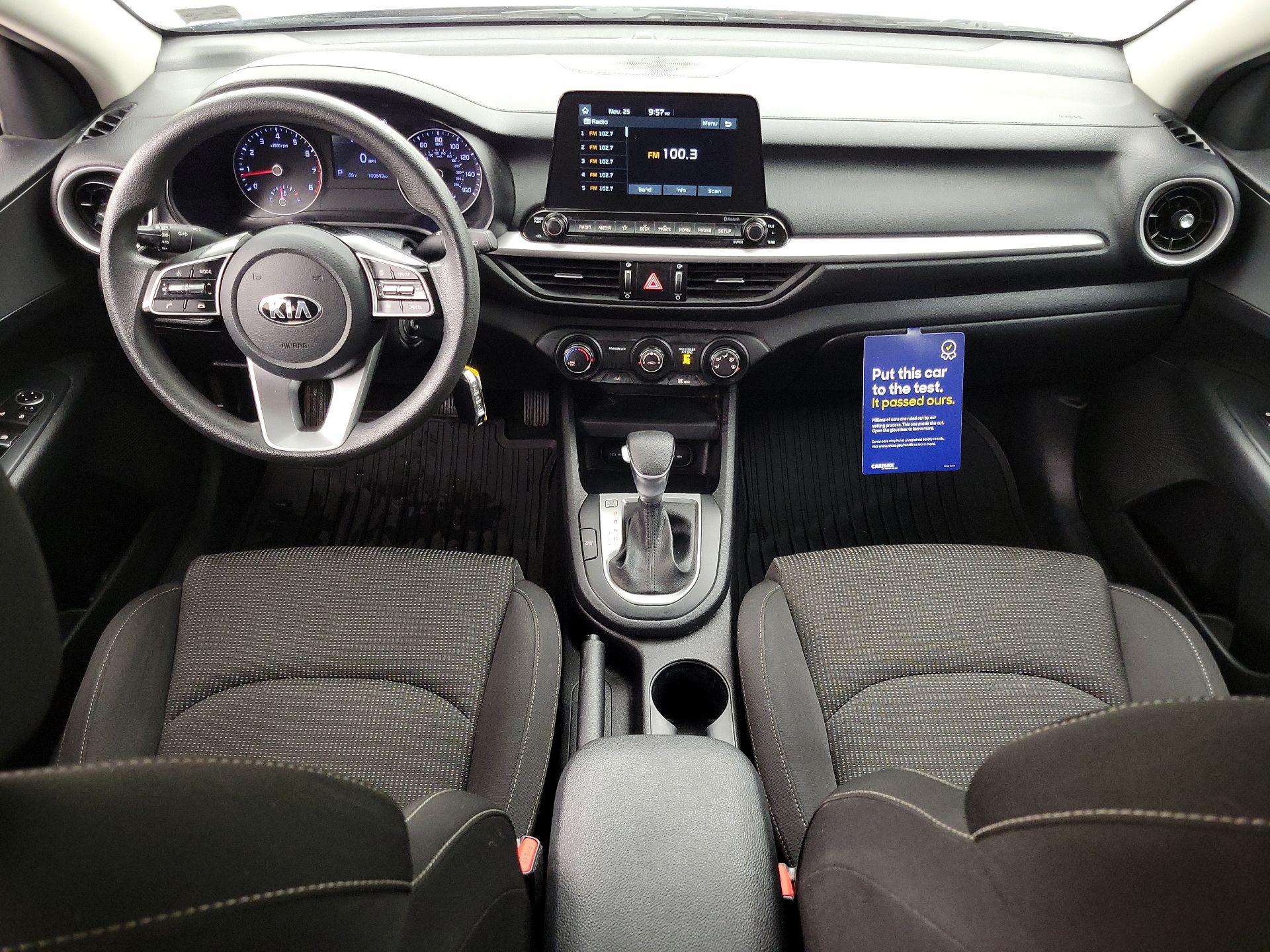 Thumbnail: 2020 Kia Forte - 9