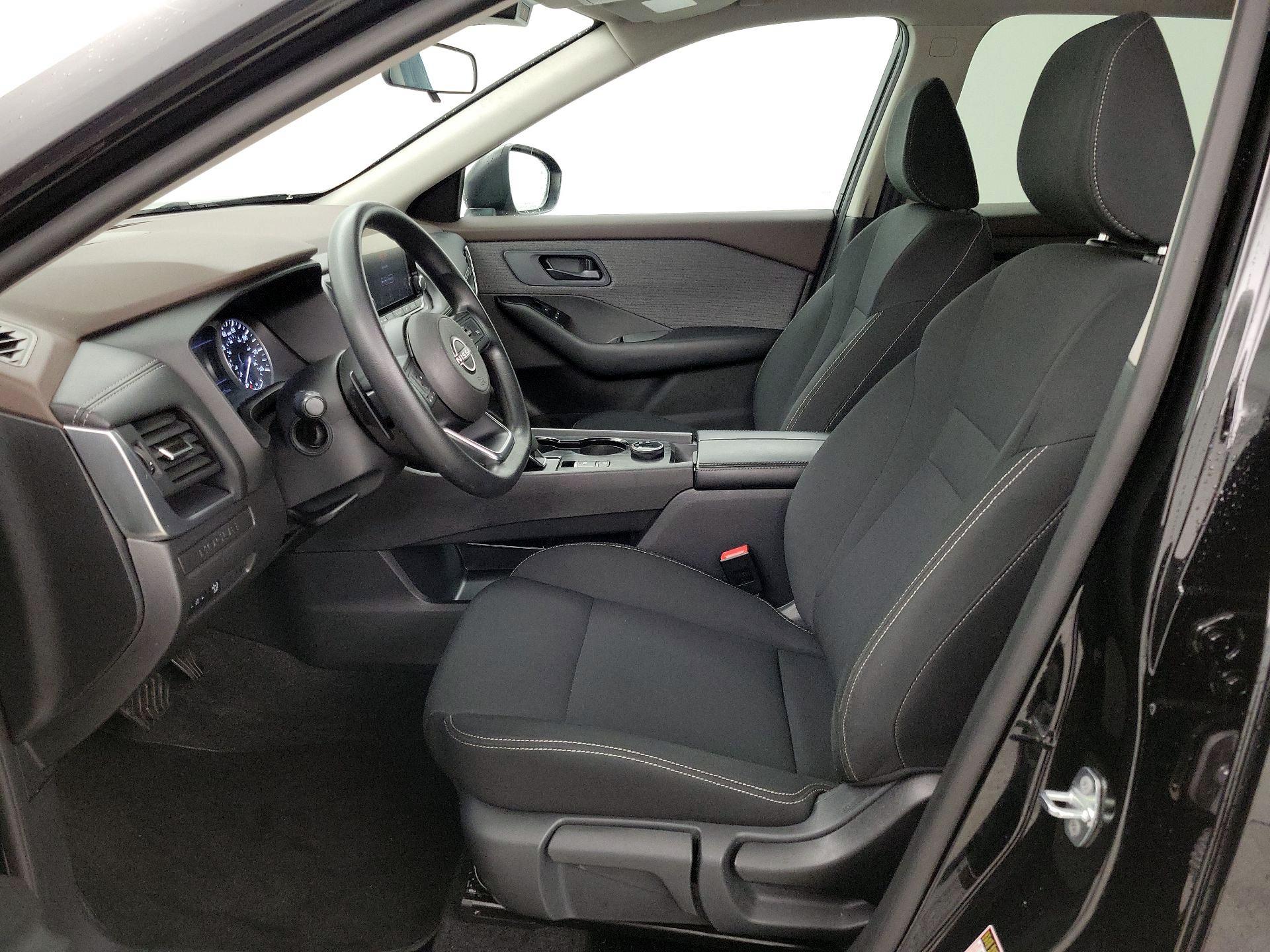 Thumbnail: 2023 Nissan Rogue - 11