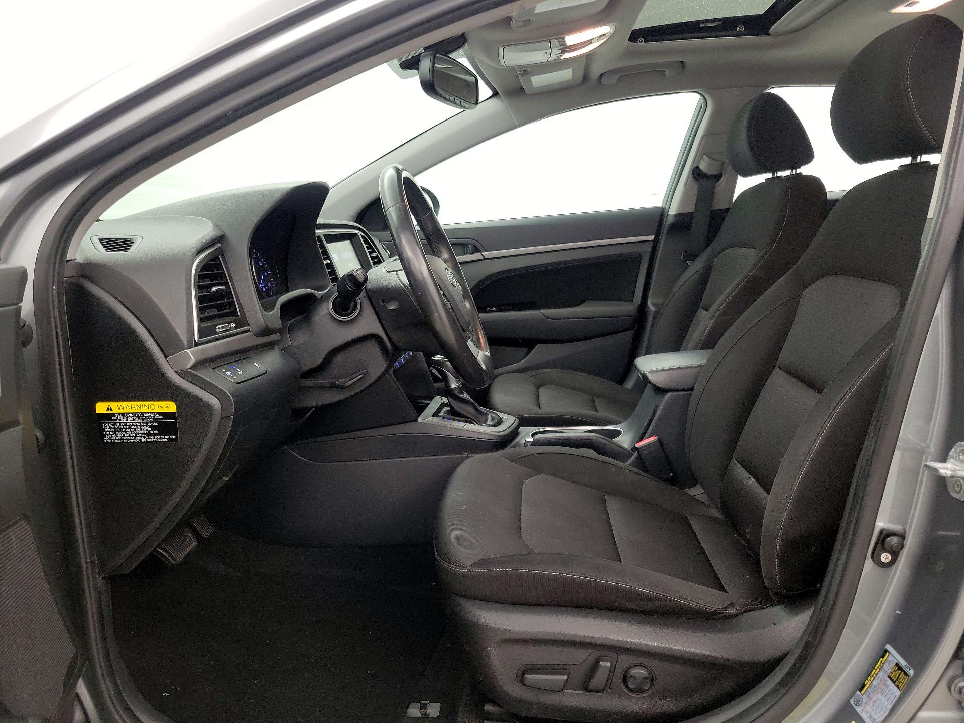 Thumbnail: 2017 Hyundai Elantra - 11