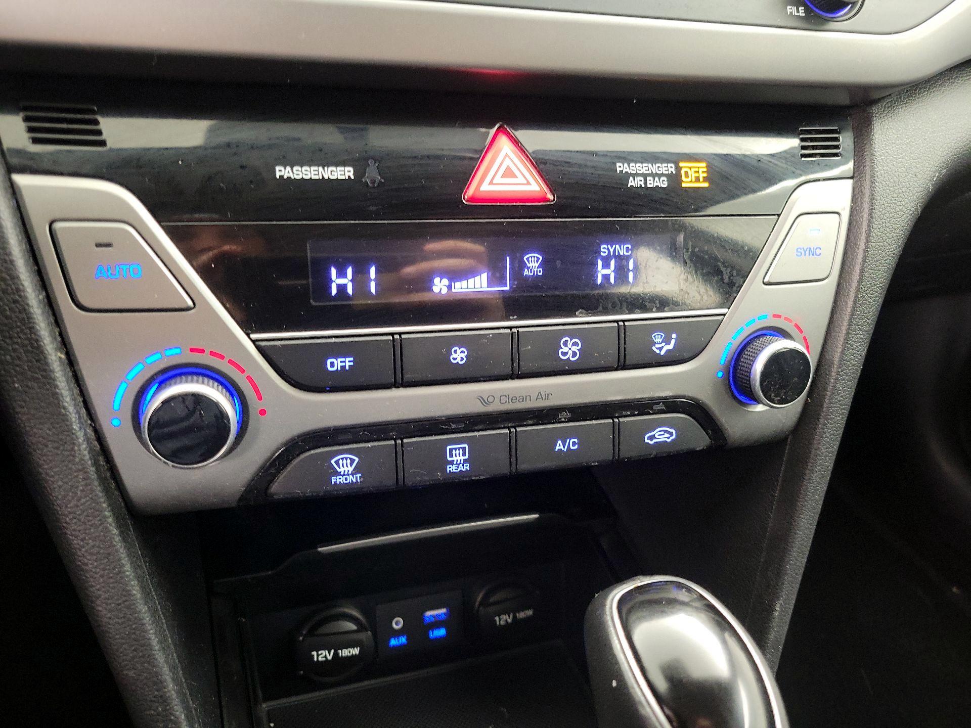 Thumbnail: 2017 Hyundai Elantra - 16