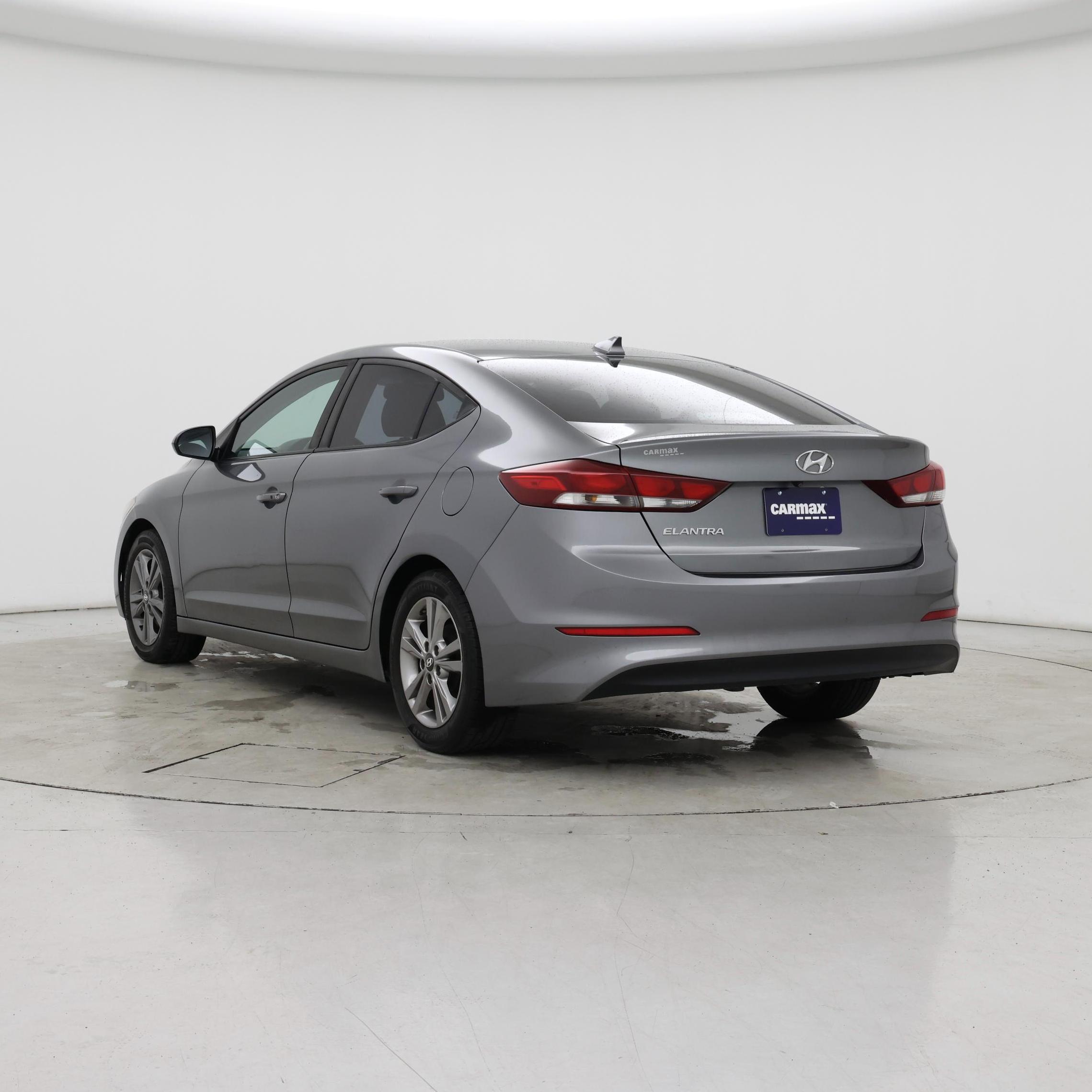 Thumbnail: 2017 Hyundai Elantra - 2