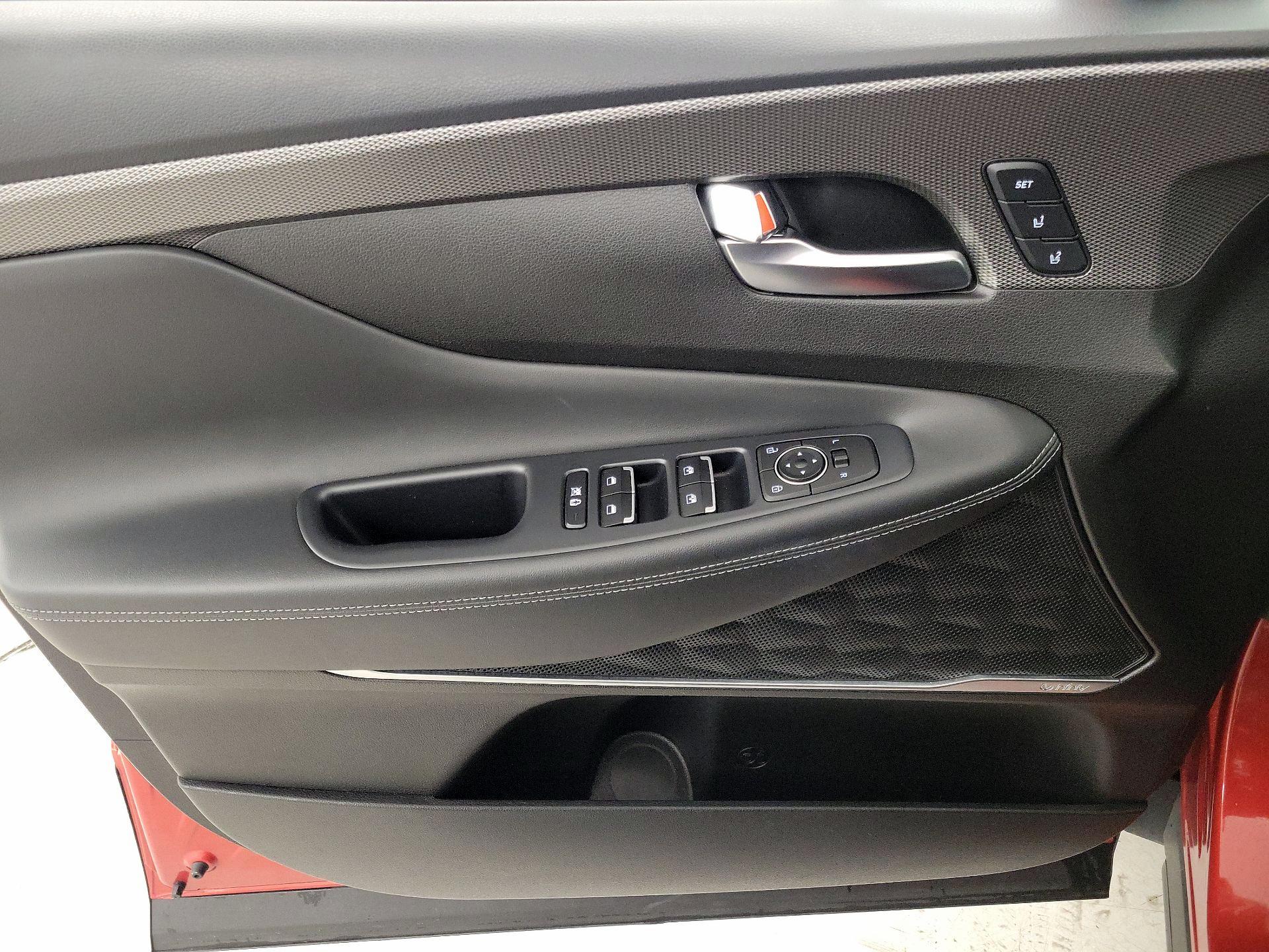 Thumbnail: 2020 Hyundai Santa Fe - 12