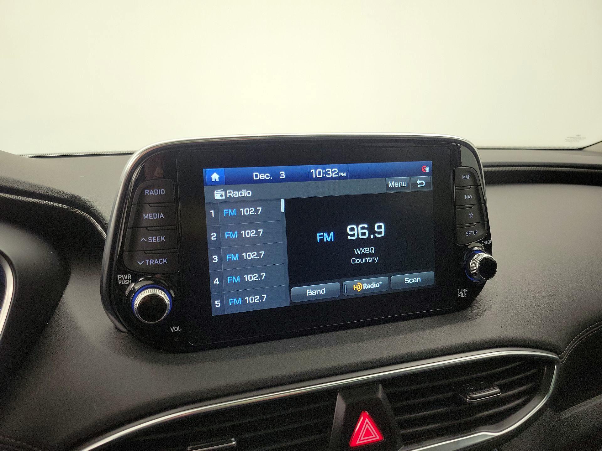 Thumbnail: 2020 Hyundai Santa Fe - 16