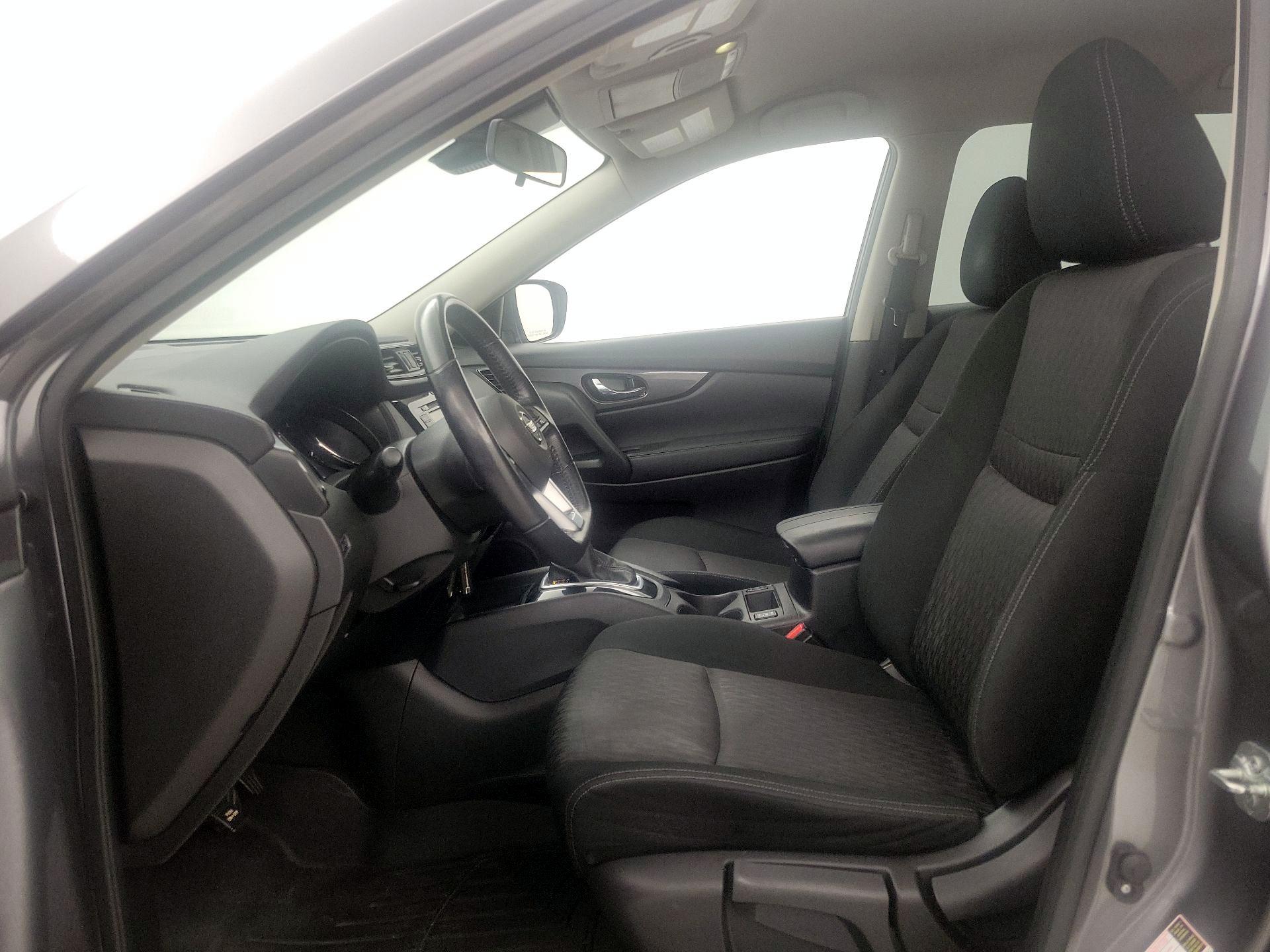 Thumbnail: 2020 Nissan Rogue - 11