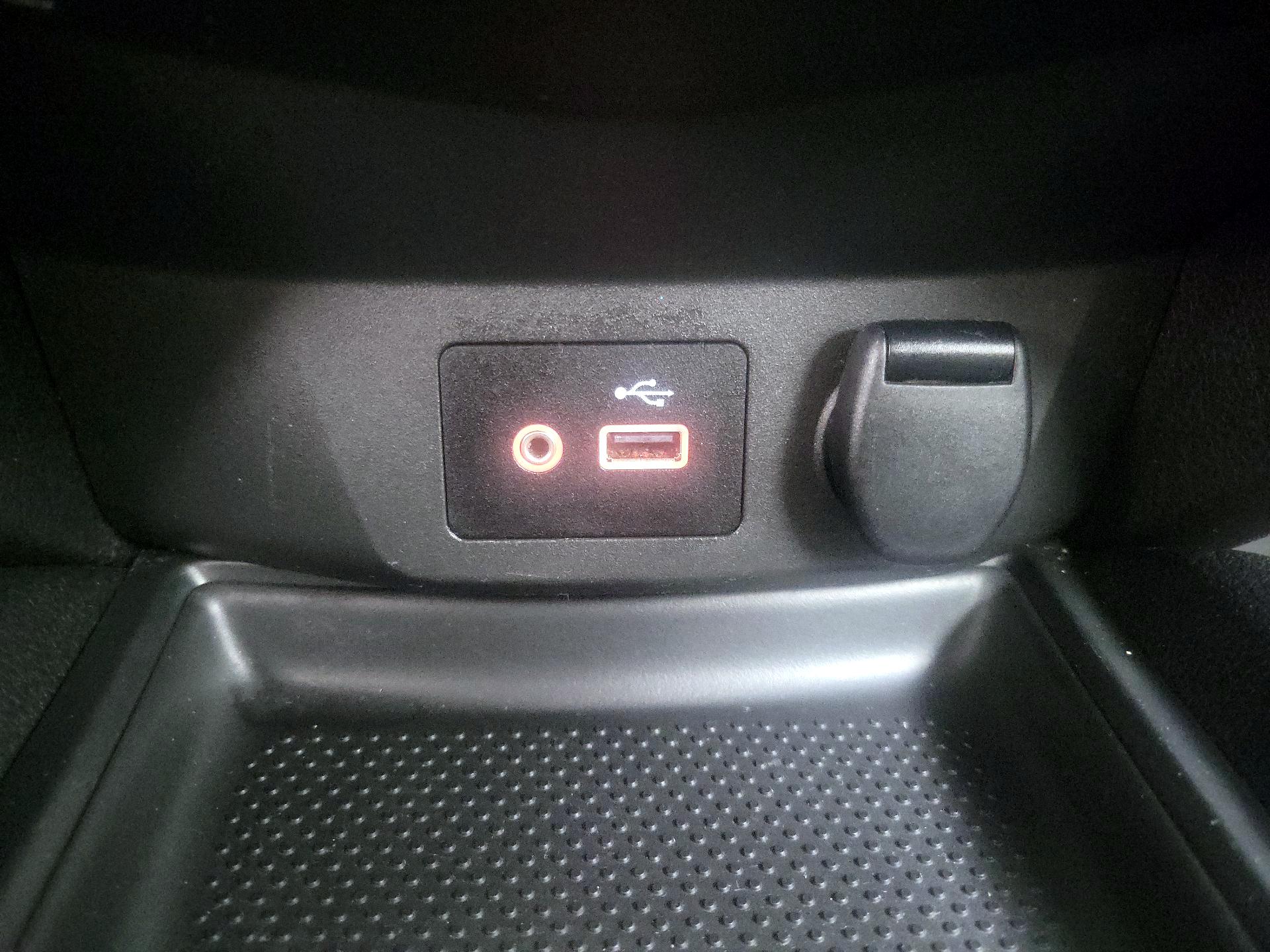 Thumbnail: 2020 Nissan Rogue - 18