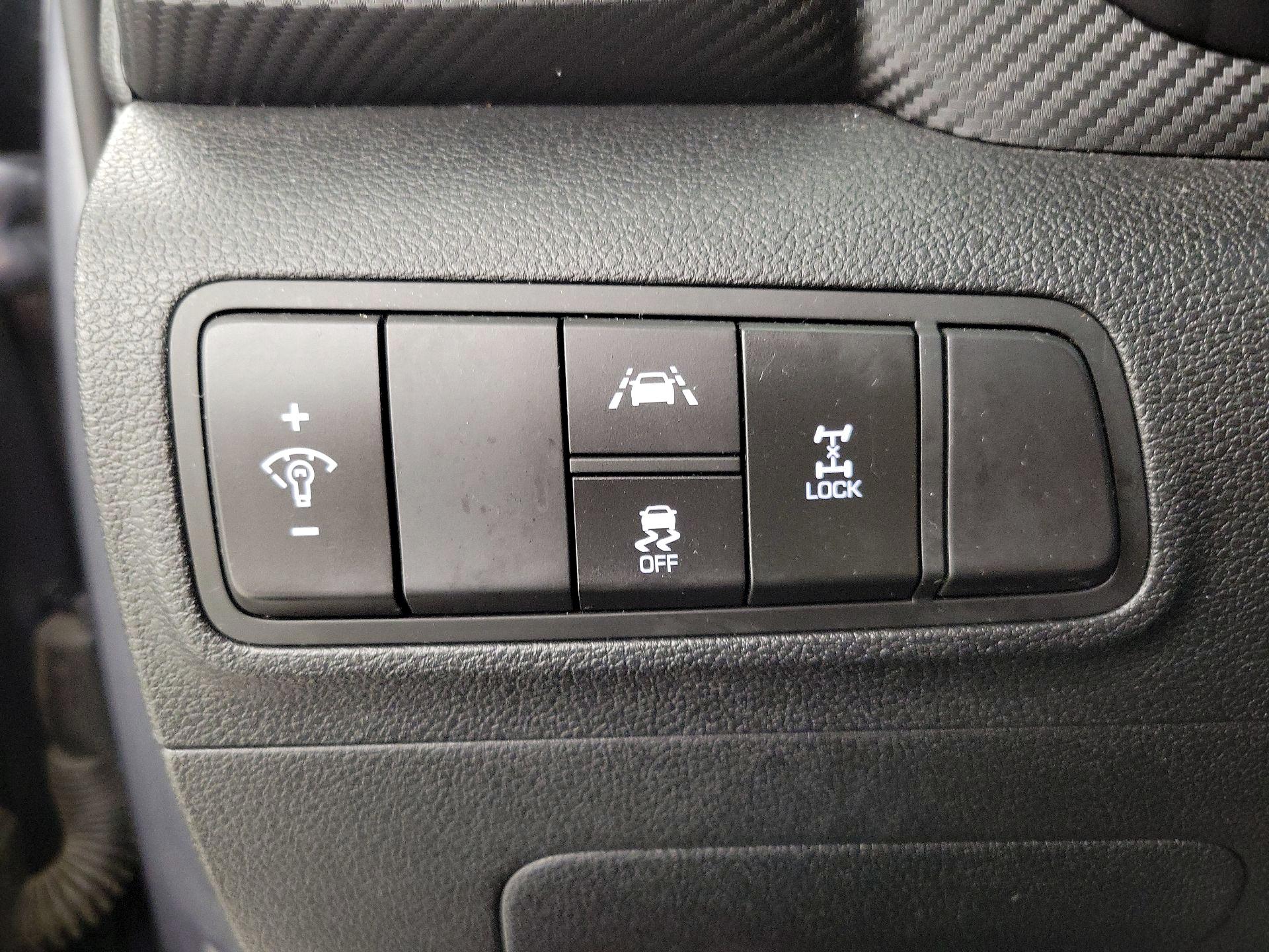 Thumbnail: 2019 Hyundai Tucson - 13