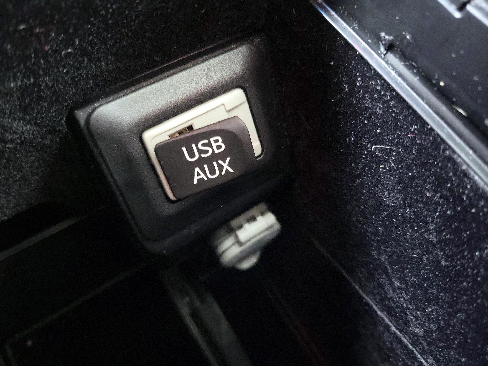 Thumbnail: 2014 Lexus RX - 19