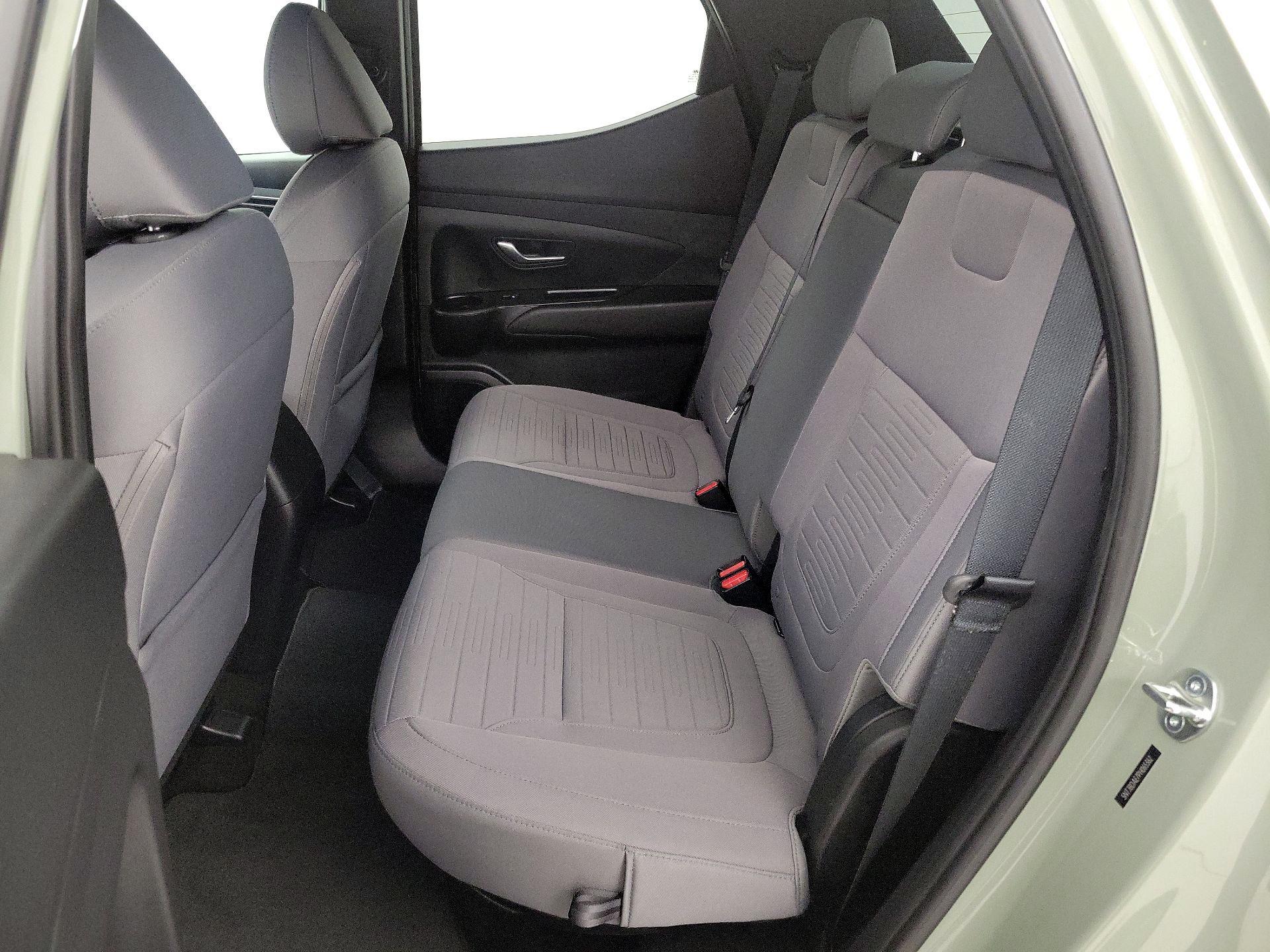 Thumbnail: 2023 Hyundai Santa Cruz - 19