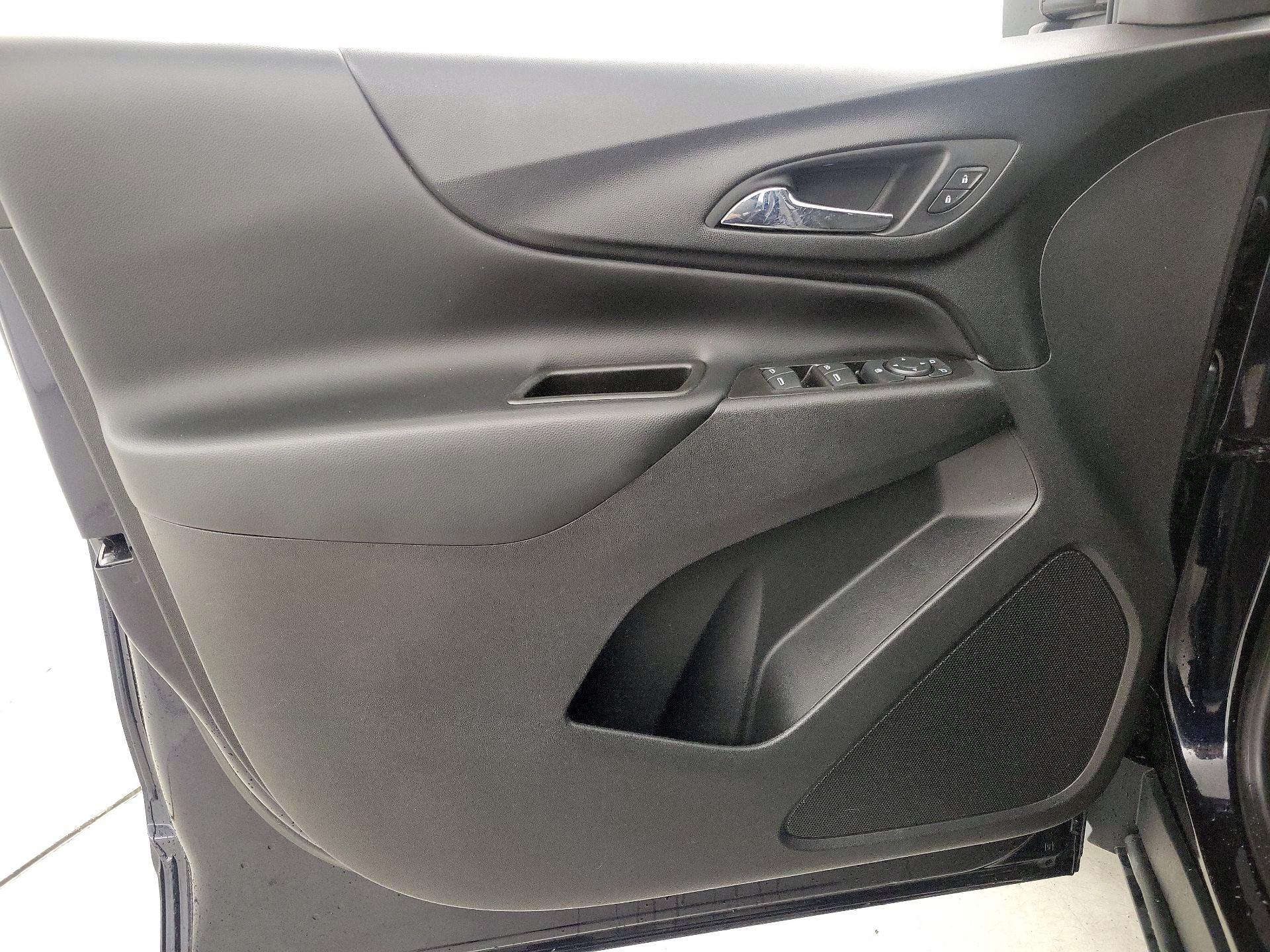 Thumbnail: 2020 Chevrolet Equinox - 12