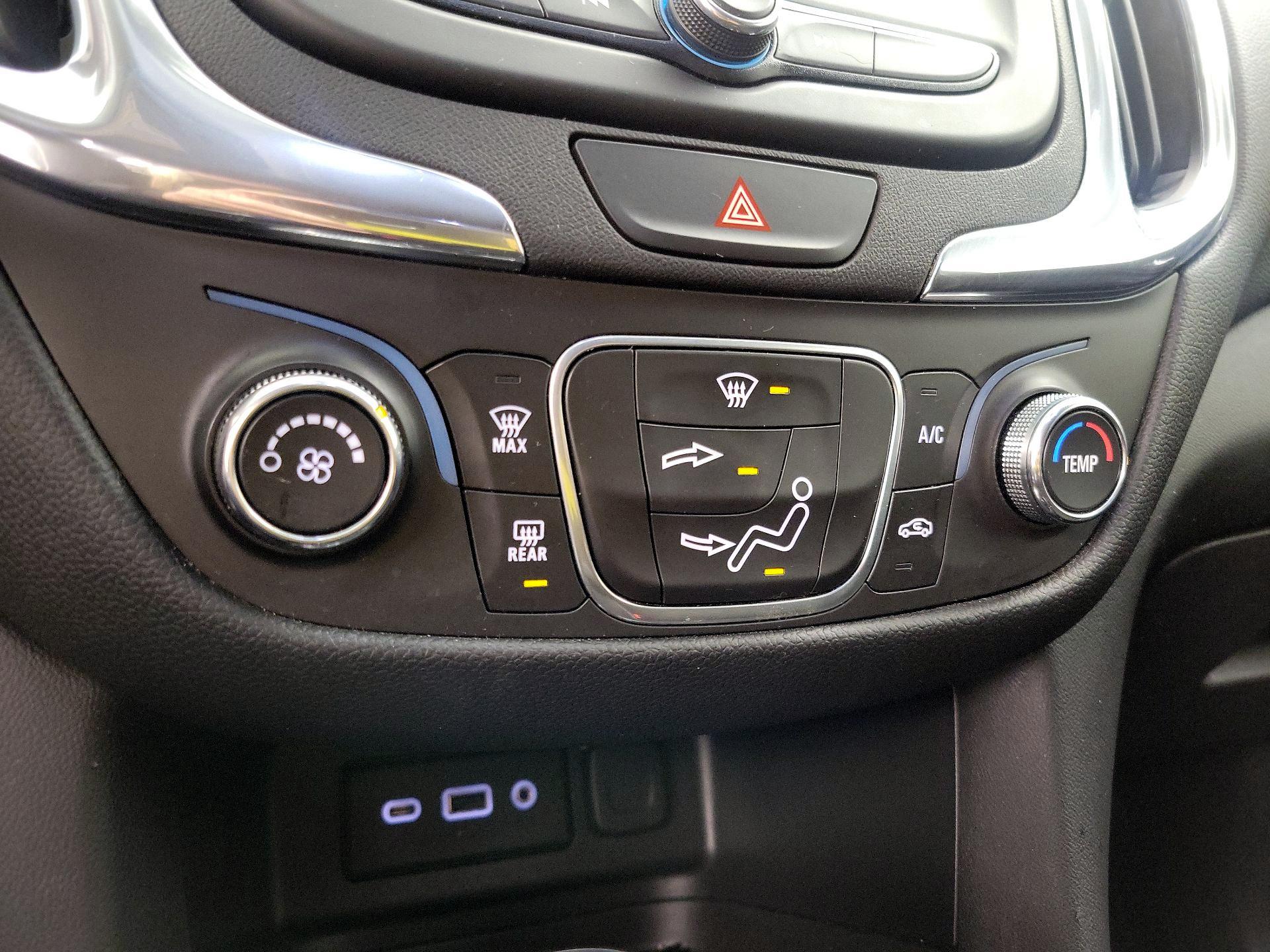 Thumbnail: 2020 Chevrolet Equinox - 16